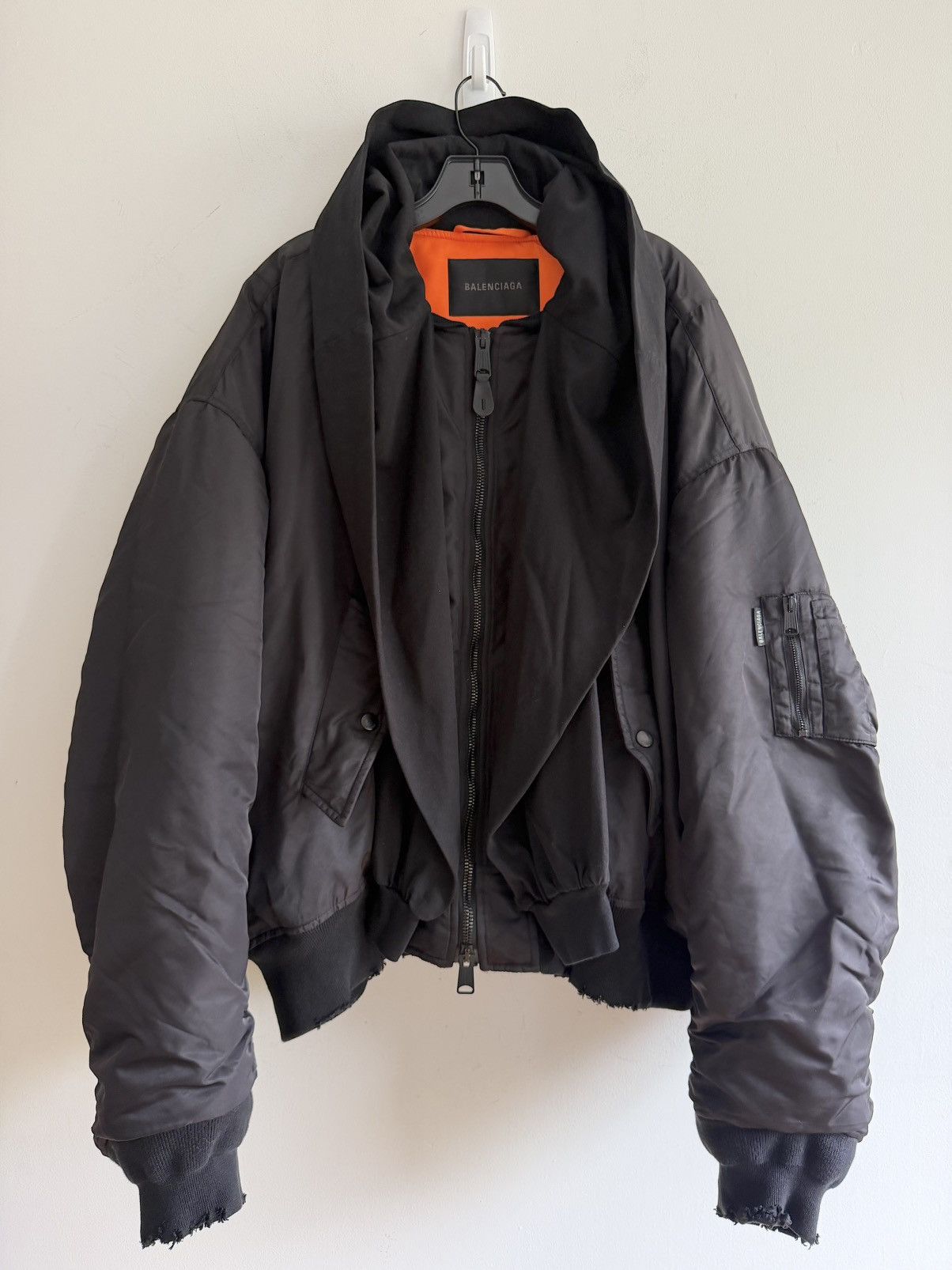 Balenciaga Fall 24 Incognito Bomber Jacket (L) Size US L / EU 52-54 / 3 - 1 Thumbnail