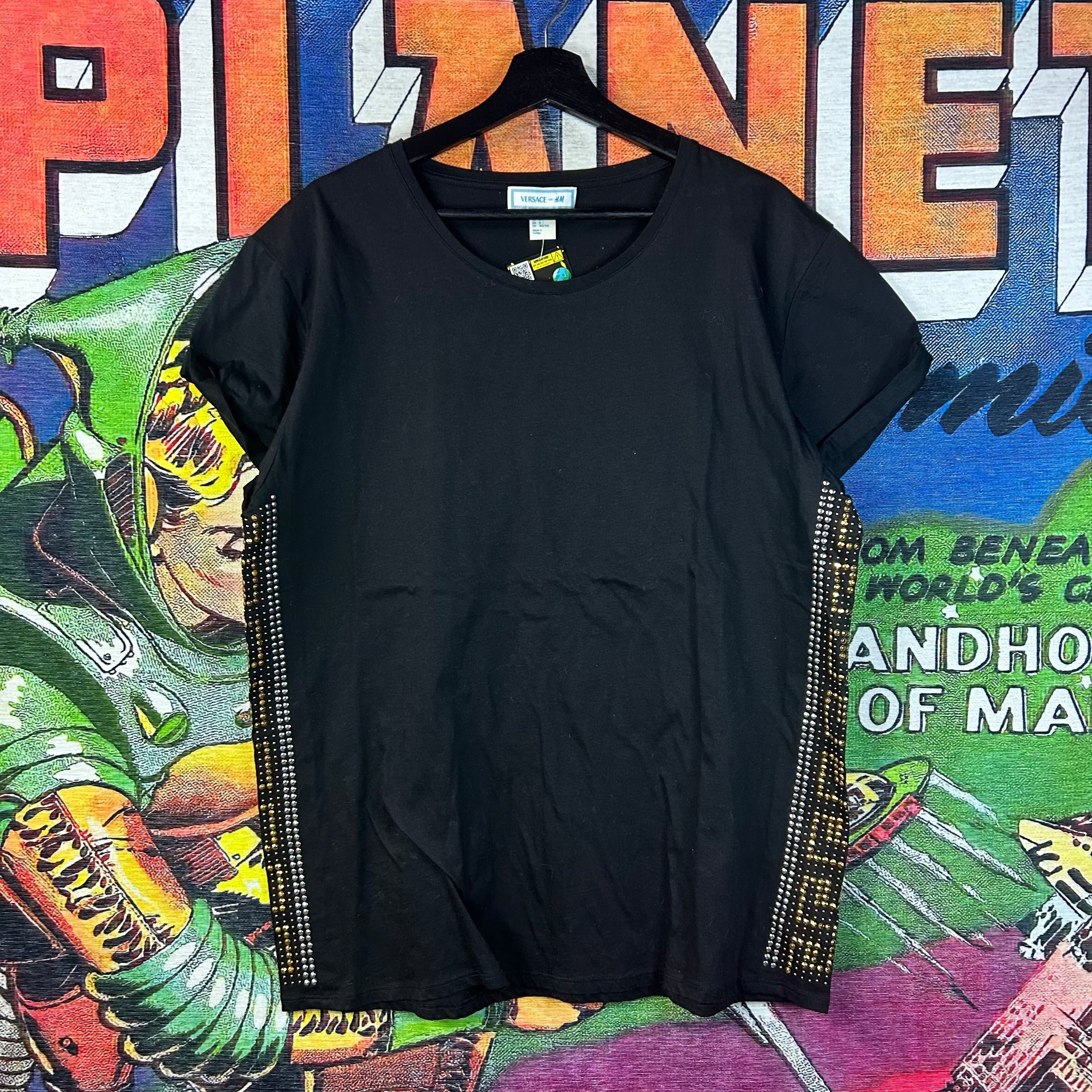 H&M × Versace Versace H&M Studded Tee Size Large Size US L / EU 52-54 / 3 - 1 Thumbnail