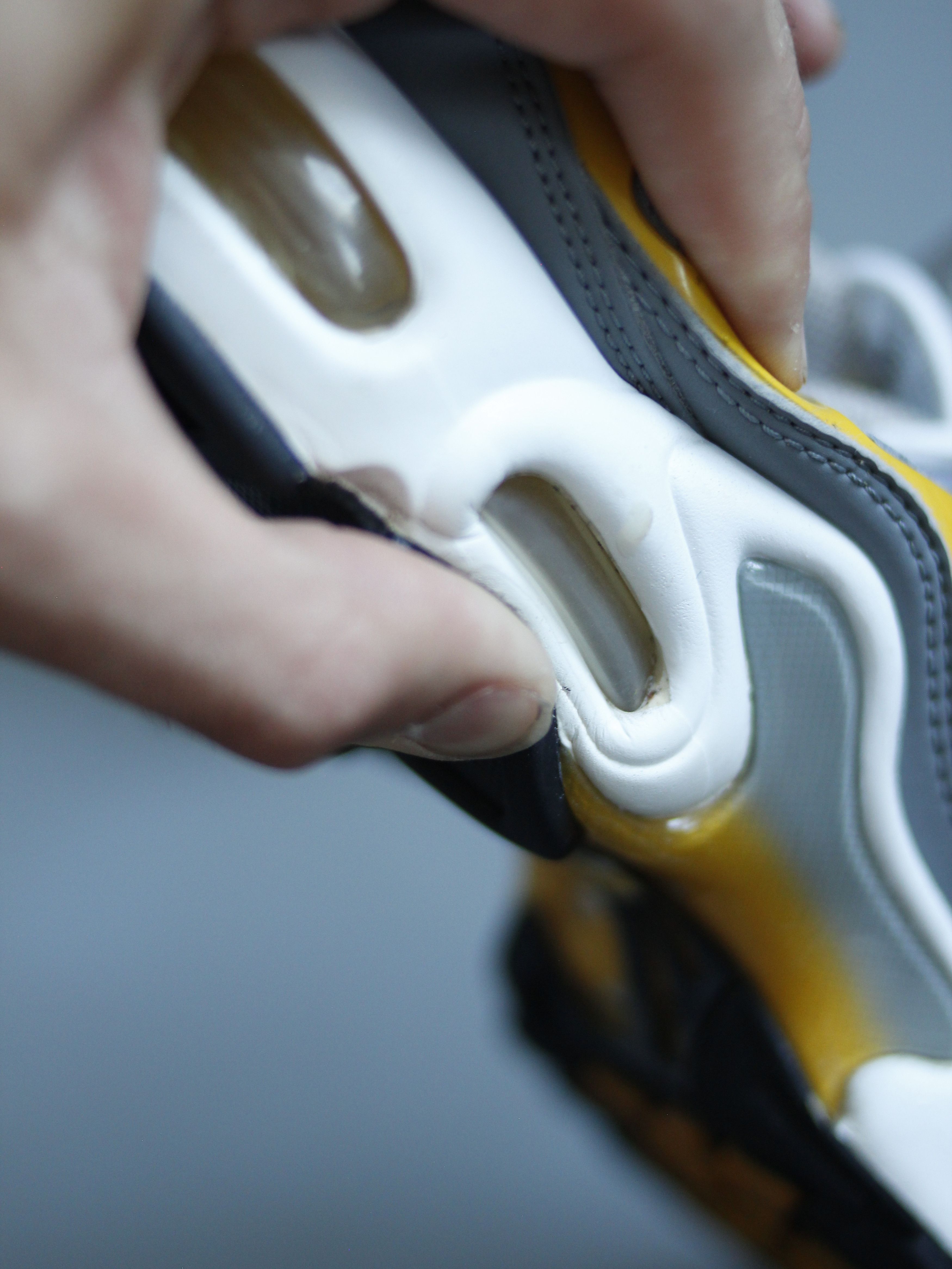 Nike Nike Air Max Tn Plus Sulphur Sneakers 41 Us 8 Size US 8 / EU 41 - 17 Thumbnail