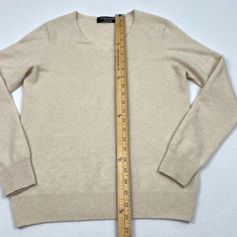 Vintage Chanyarn Cashmere Sweater Women S Brown Beige V-Neck Soft Quiet Luxury Old Money Pullover Size S / US 4 / IT 40 - 3 Thumbnail