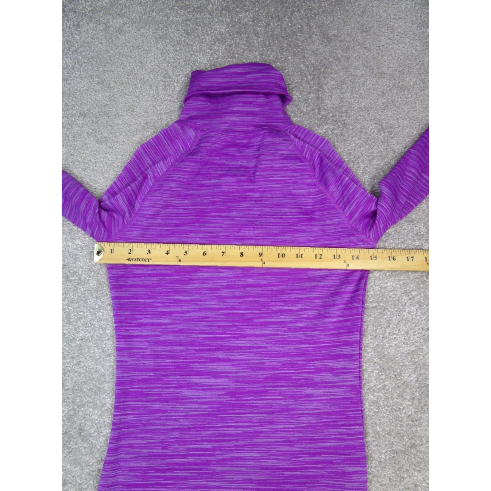 Under Armour Under Armour Pullover Sweatshirt Women’s Small Purple All Seasons Turtleneck Activewear - Regular Fit Size S / US 4 / IT 40 - 5 Thumbnail