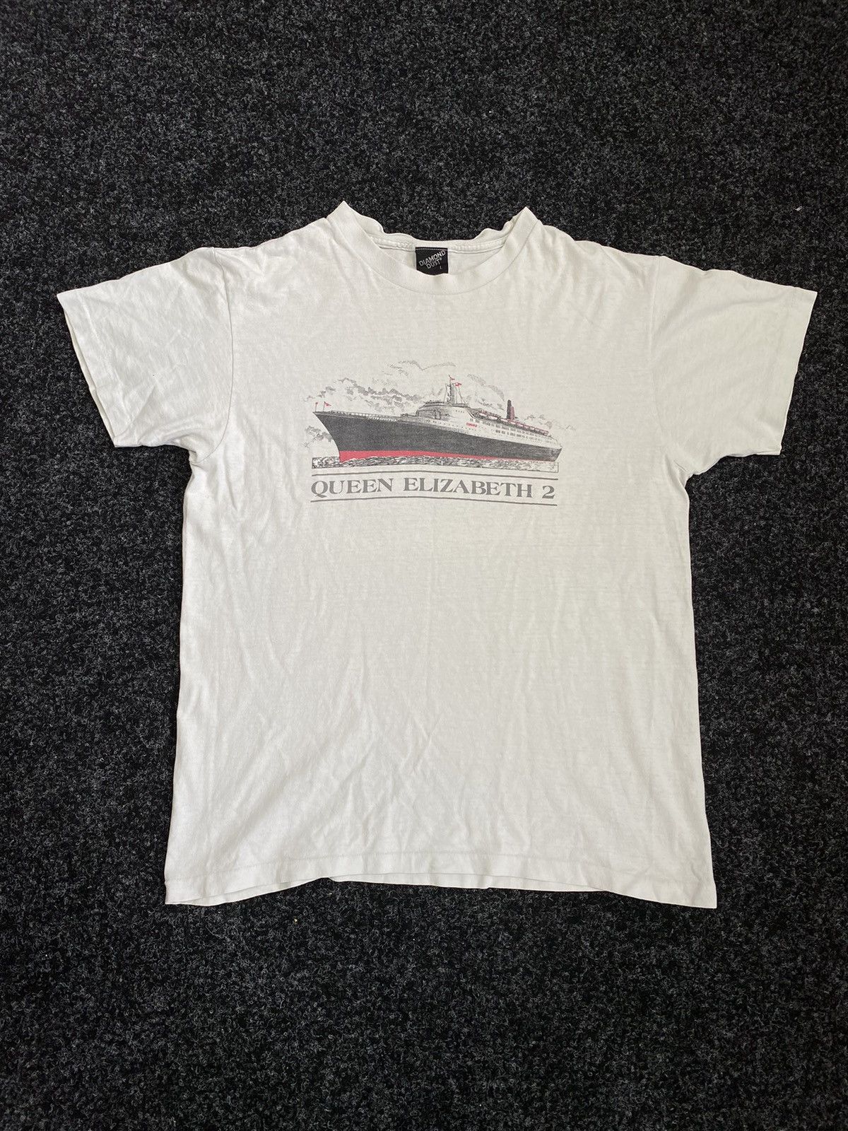 Vintage 90s QUEEN ELIZABETH TWO Ship Big Logo tee shirt