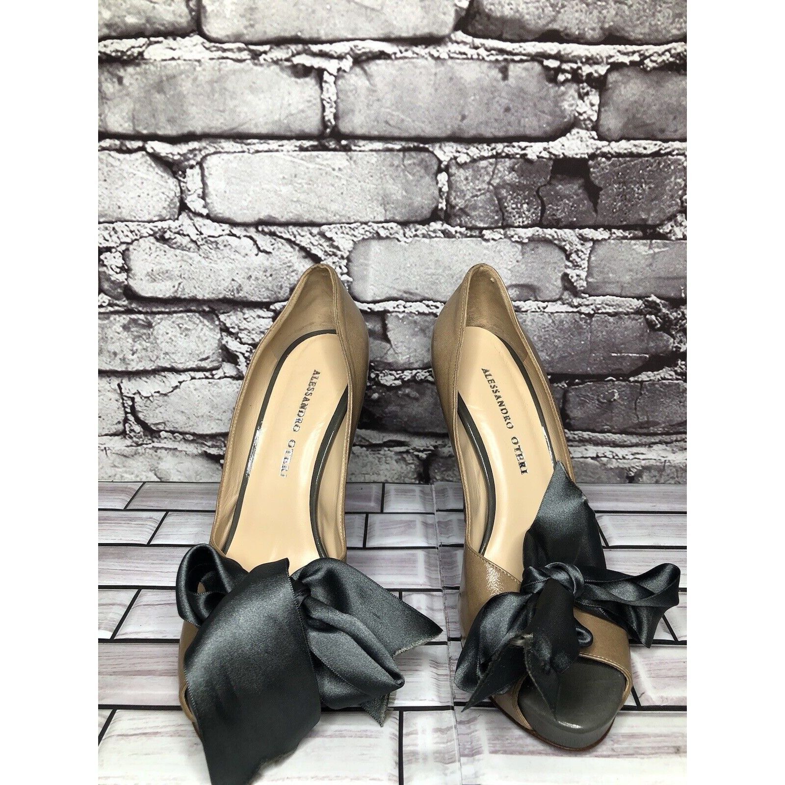 Other Alessandro Oteri Nude Patent Leather Grey Ribbon Bow Stilett Size US 8.5 / IT 38.5 - 14 Thumbnail