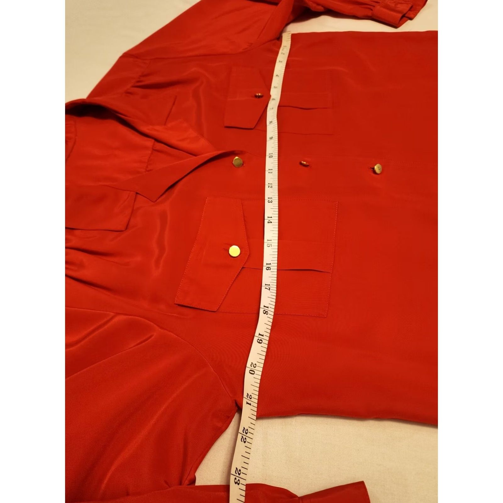 Vintage Vintage Womens Large Red Silk Blend Blouse Gold Buttons Button Down Office Sz Size L / US 10 / IT 46 - 7 Thumbnail