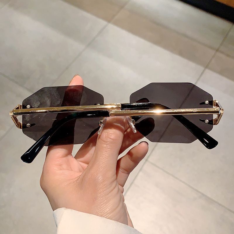 VIBE New Design Street ins style custom avant-garde sunglasses Size ONE SIZE - 5 Thumbnail