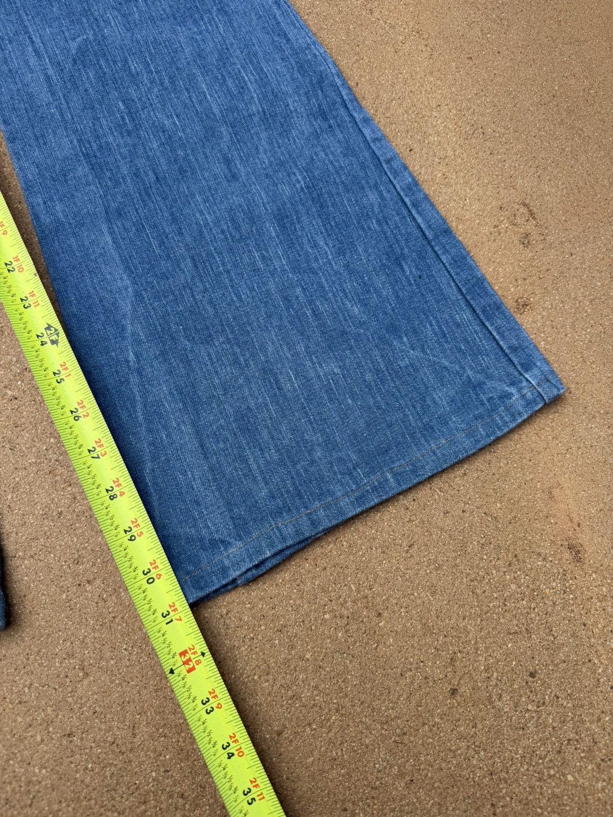 Levi's Vtg 70’s Levi’s 663 Orange Tab Bellbottom Flare Jeans 32x31 Size US 32 / EU 48 - 10 Thumbnail