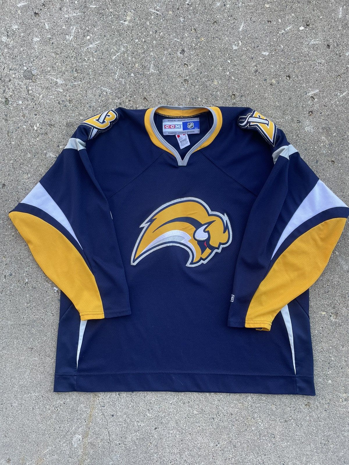 image of Ccm x Nhl Vintage Buffalo Sabres Jersey in Navy, Men's (Size XL)