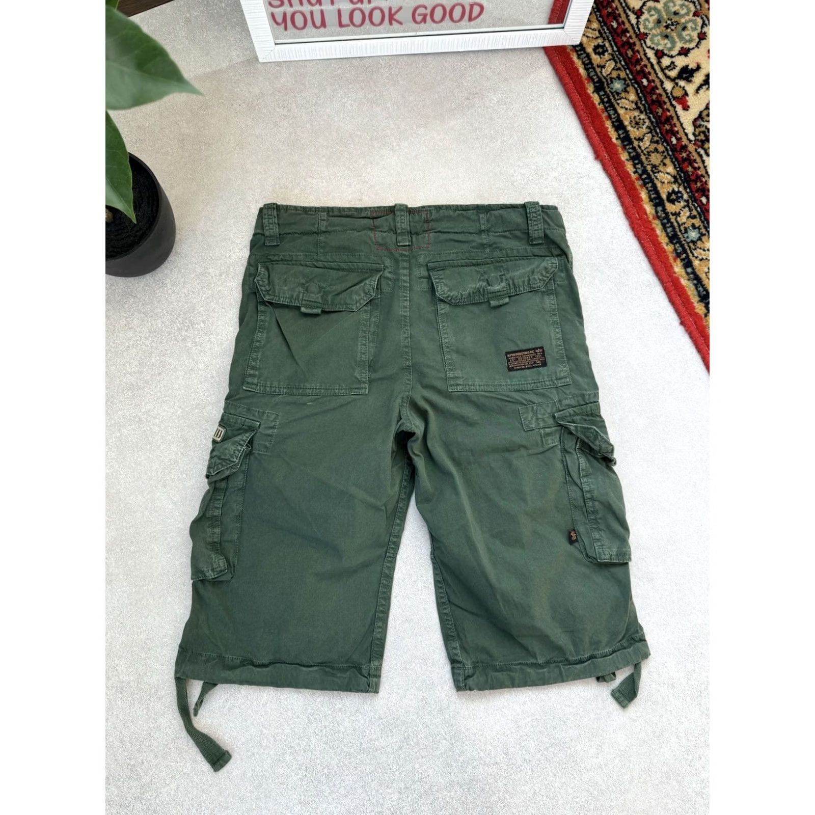 Alpha Industries VINTAGE Alpha Industries Men's Bermuda Shorts Cargo Green 30 Size US 29 - 4 Thumbnail