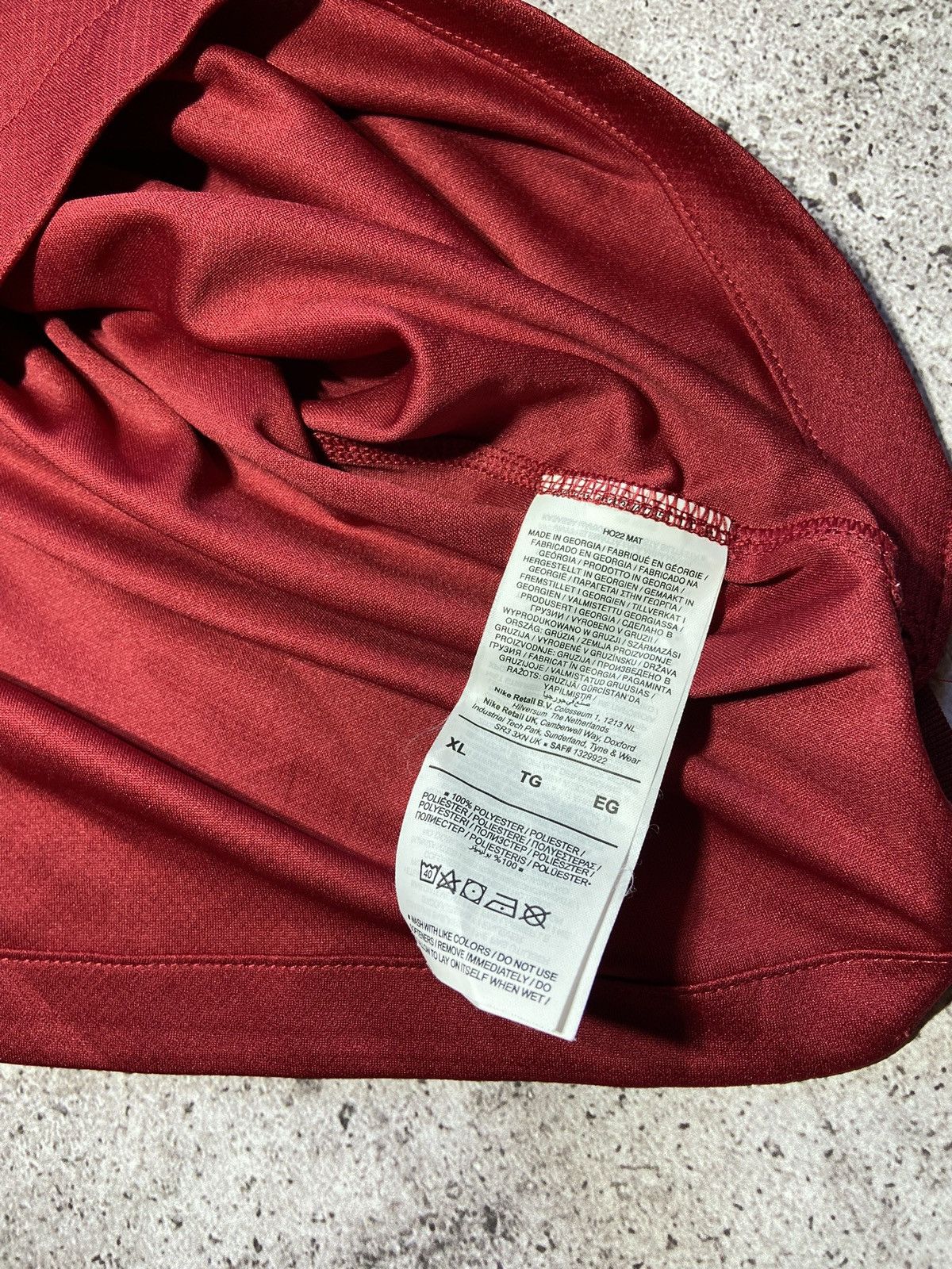 Nike 💥Liverpool 2022 home Jersey Nike football t-shirt‼️ Size US XL / EU 56 / 4 - 9 Thumbnail