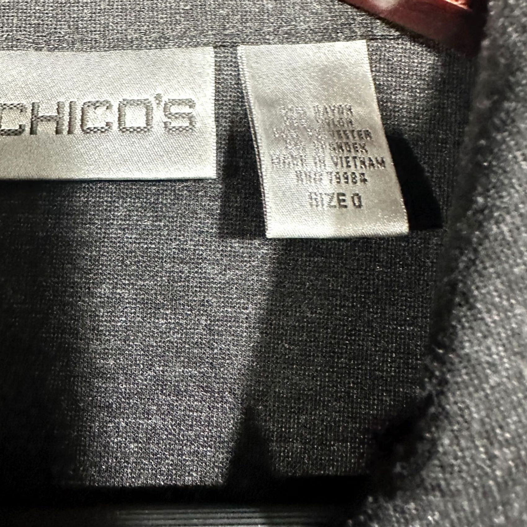 Vintage Chicos Cardigan Womens S Charcoal Gray Stretch Knit Button Up Collar Pockets Size S / US 4 / IT 40 - 5 Thumbnail