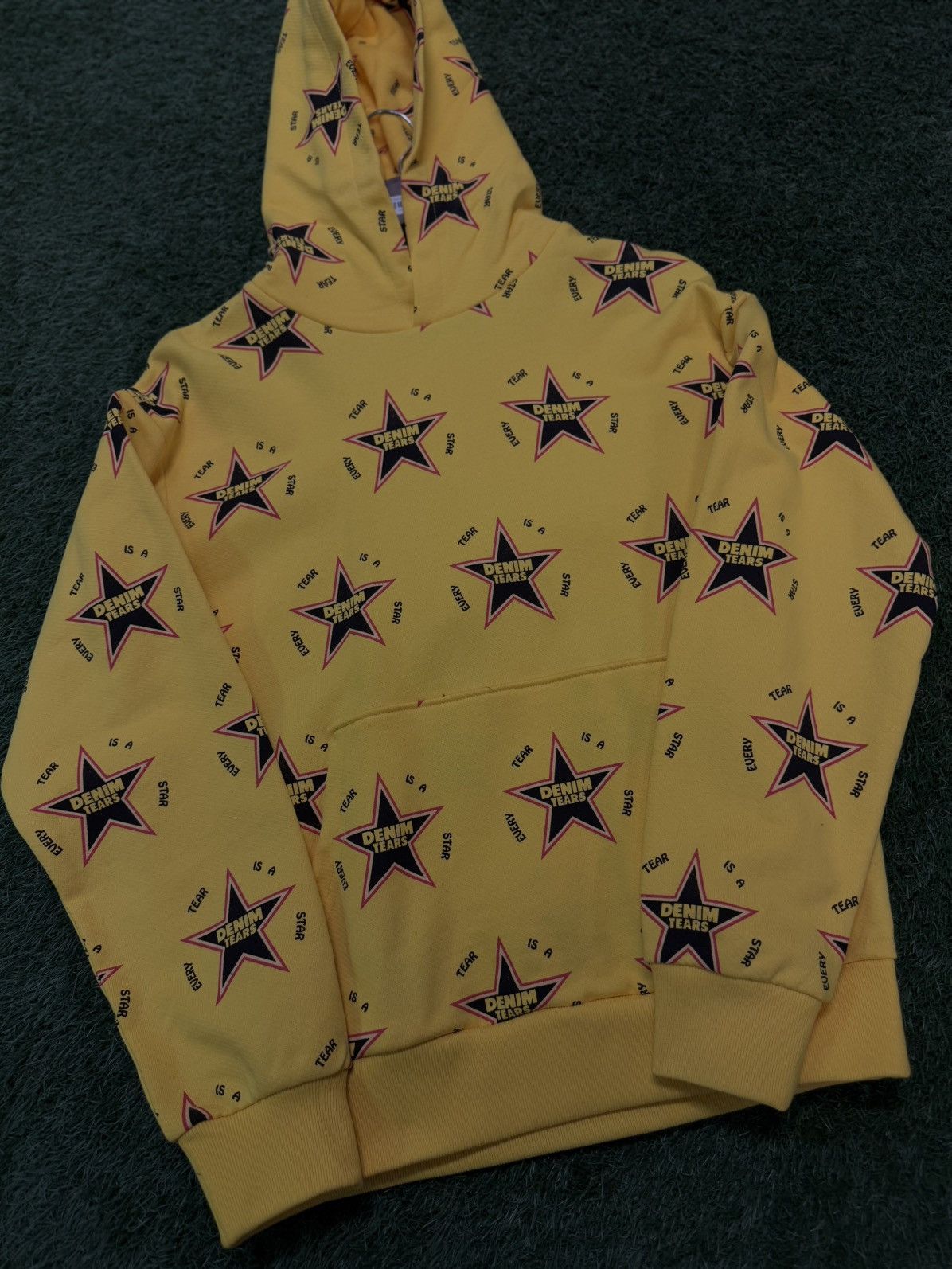 DENIM TEARS Denim Tears Star Yellow Hoodie Size Small (NEW