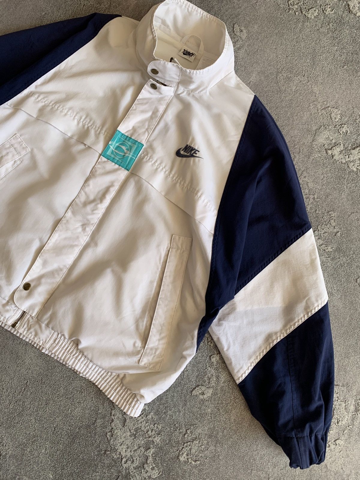 Vintage Nike Challenge Court Zip Jacket Men L White Navy Windbreaker Size US L / EU 52-54 / 3 - 5 Thumbnail