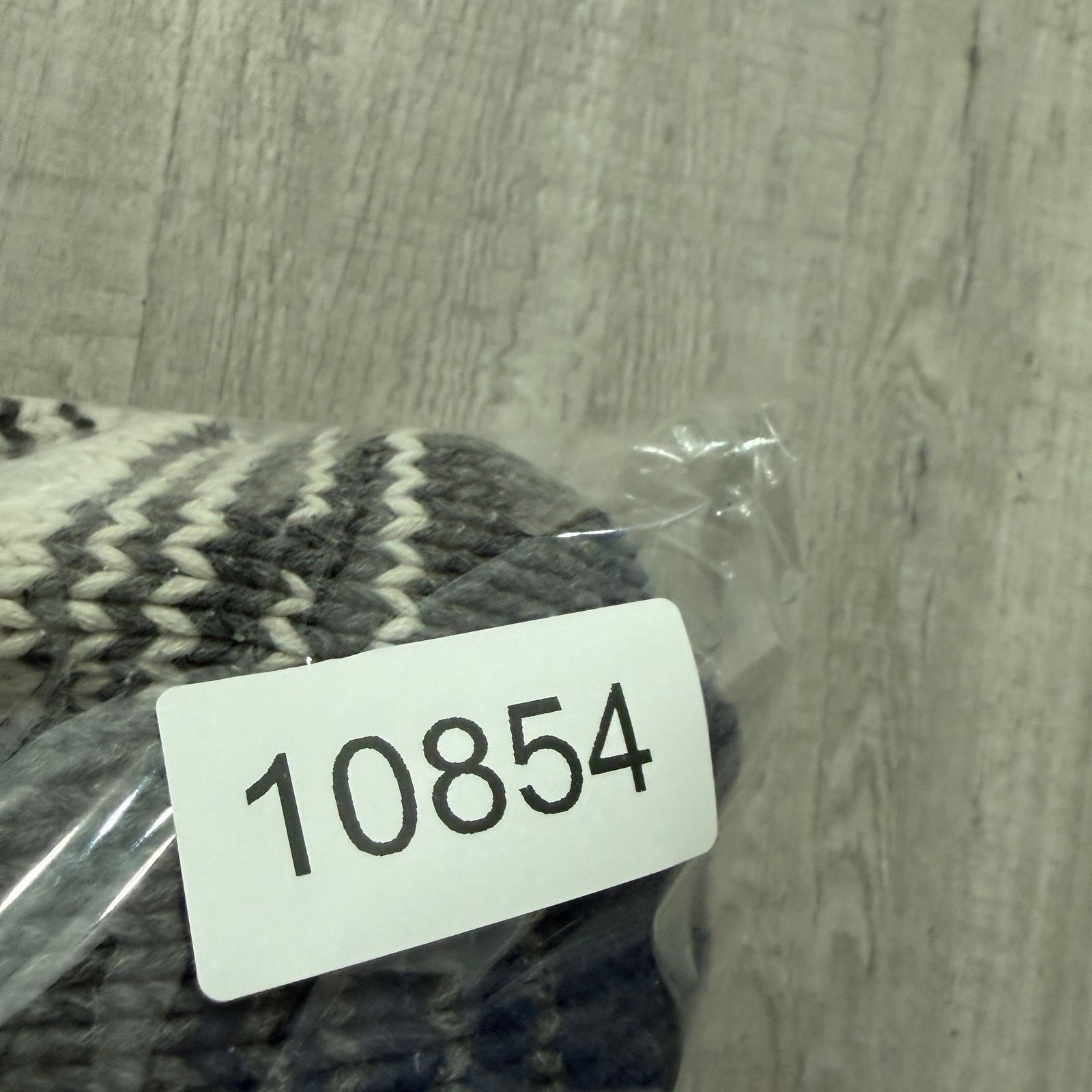 Tommy Hilfiger Vintage Tommy Hilfiger Sweater Extra Large Blue Striped Size US XL / EU 56 / 4 - 8 Thumbnail