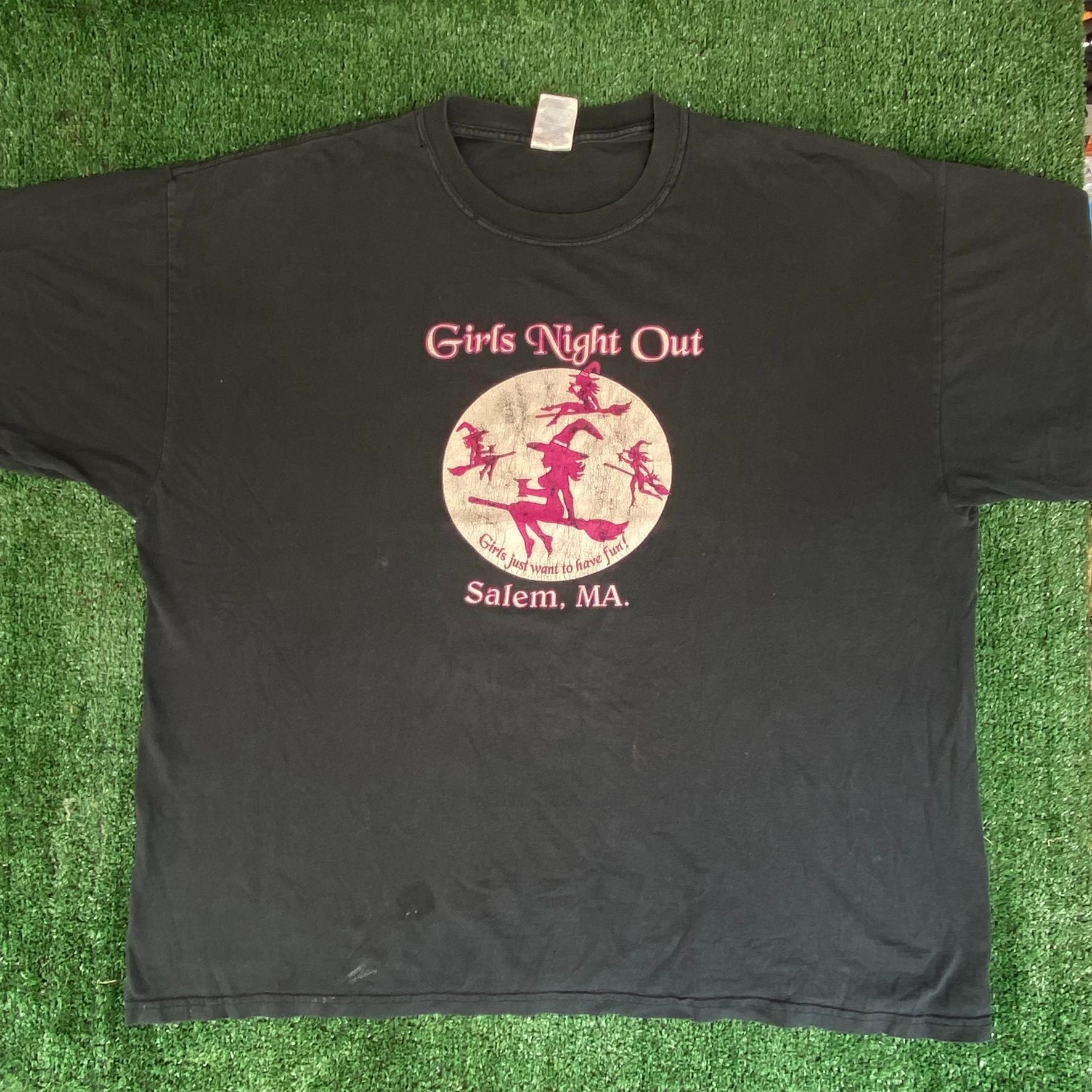 Gildan Vintage Y2K Salem Witch Shirt Funny Goth Halloween Humor Tee Size US XXL / EU 58 / 5 - 1 Thumbnail