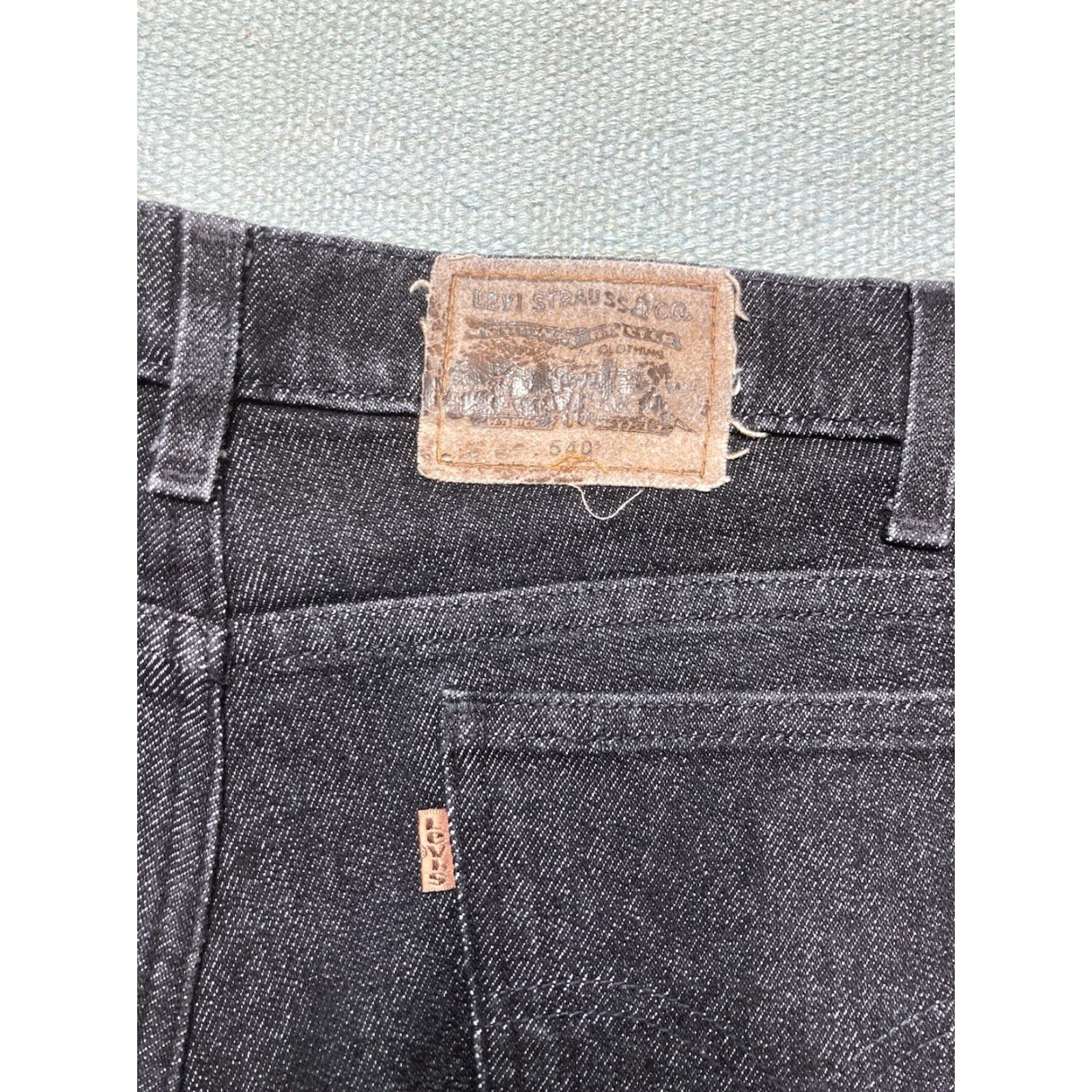 Levi's VINTAGE Levi’s 540 Jeans Black Denim Relaxed Straight 35x29 Mens Grunge Skater Size US 35 - 3 Thumbnail