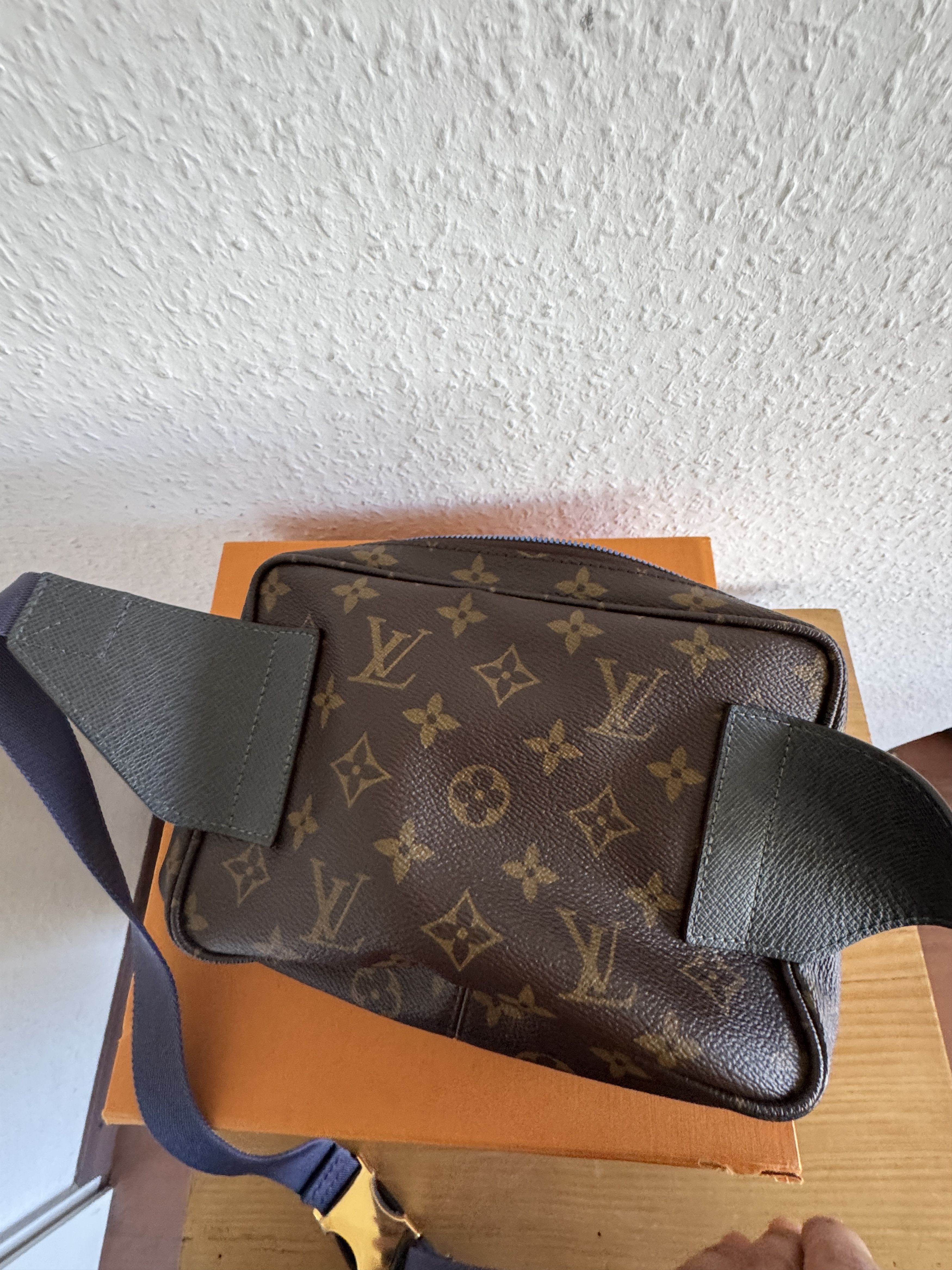 Louis Vuitton Monogram Outdoor Bumbag PM – Brown/Blue Size ONE SIZE - 9 Thumbnail