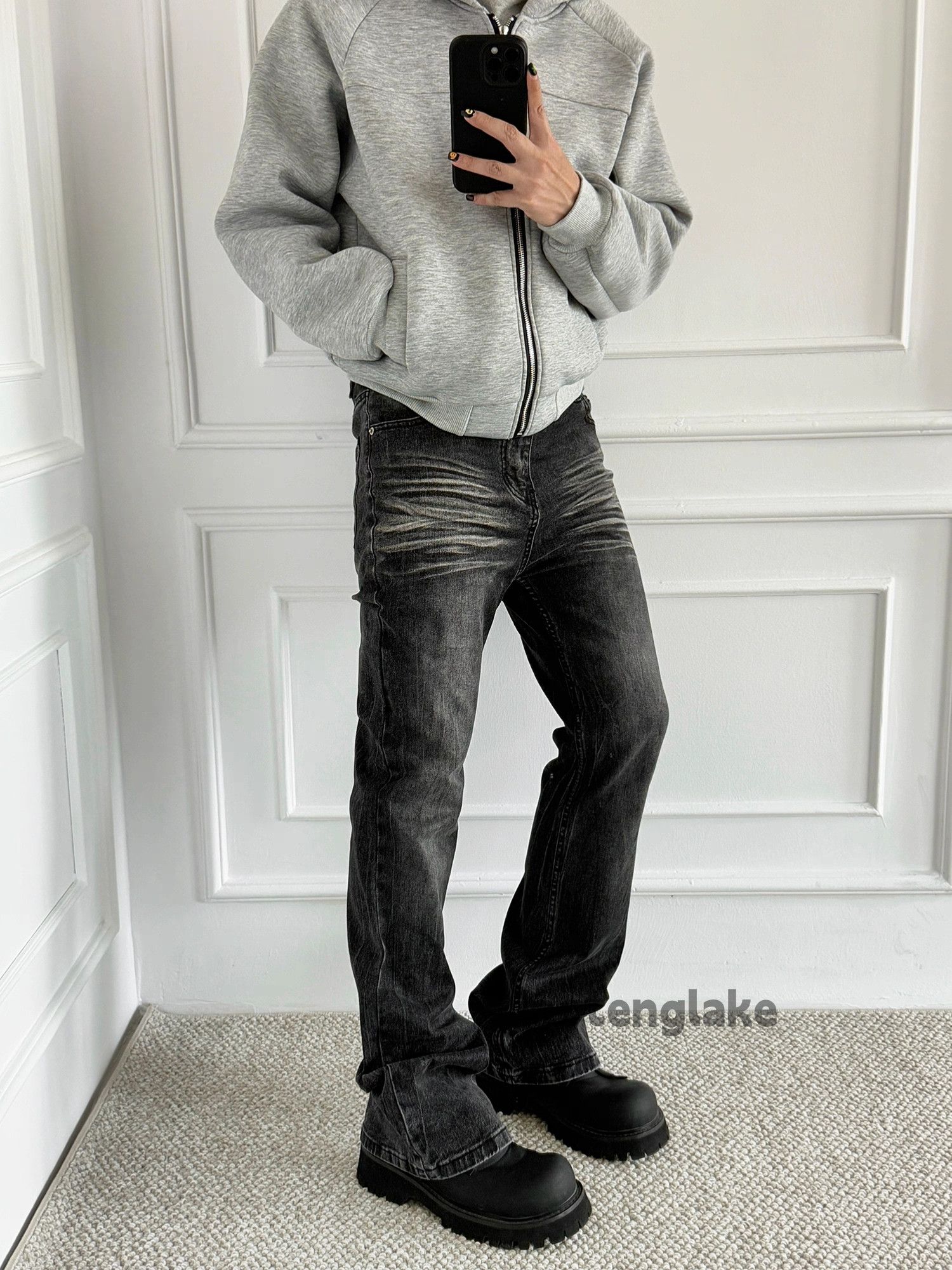 Vintage washed faded loose baggy skate yuppie bootcut jeans Size US 28 / EU 44 - 1 Thumbnail