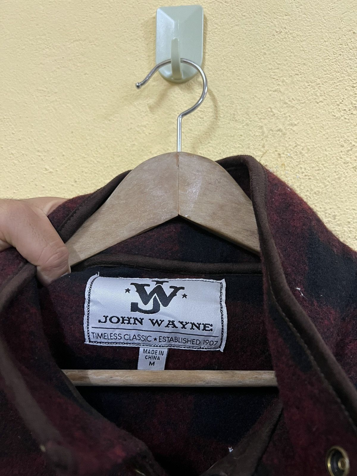 Vintage VINTAGE JOHN WAYNE HALF BUTTON FLEECE Size US M / EU 48-50 / 2 - 4 Thumbnail