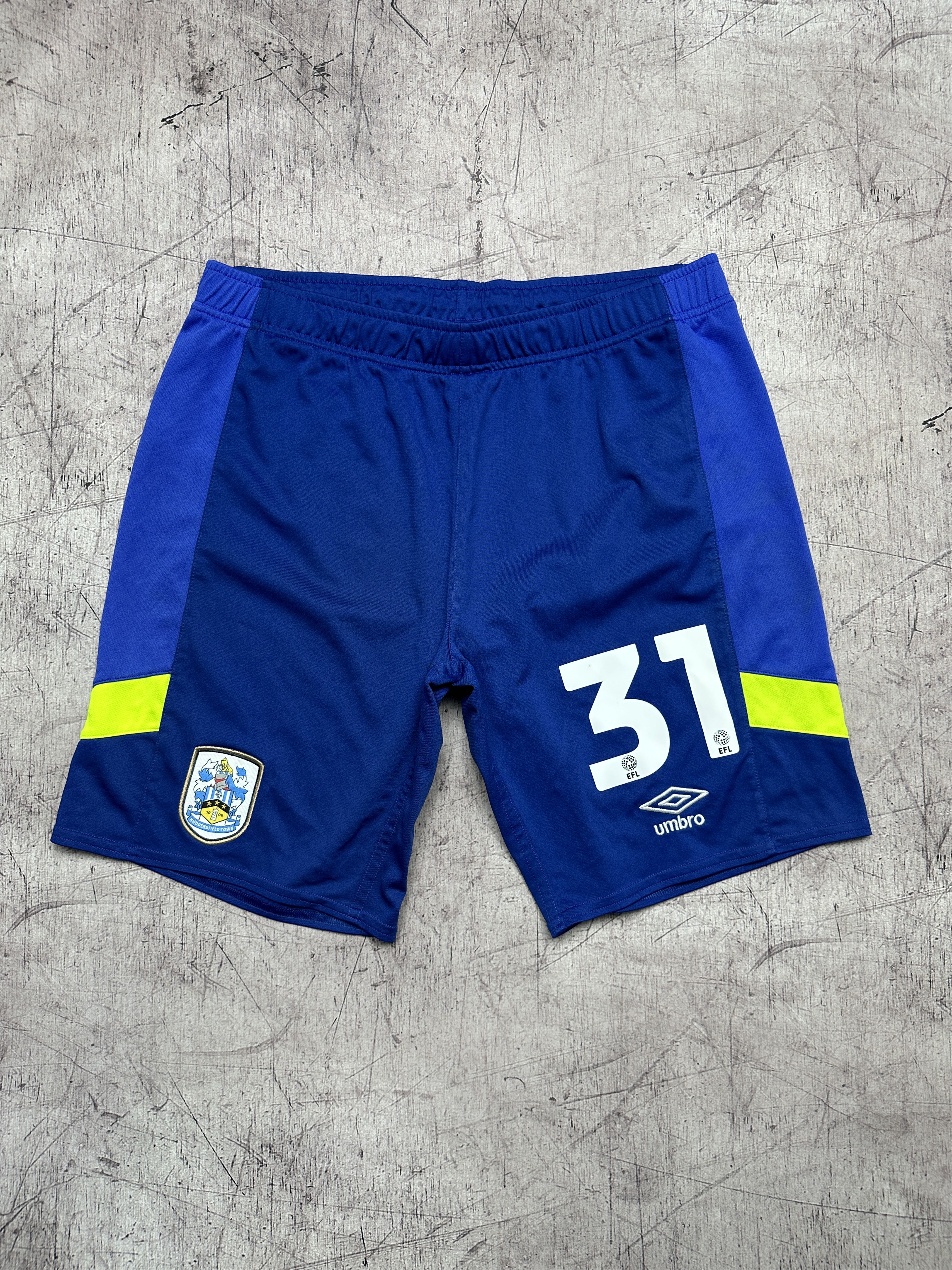 Umbro Huddersfield Town Umbro Soccer Football Shorts Size US 34 / EU 50 - 1 Thumbnail
