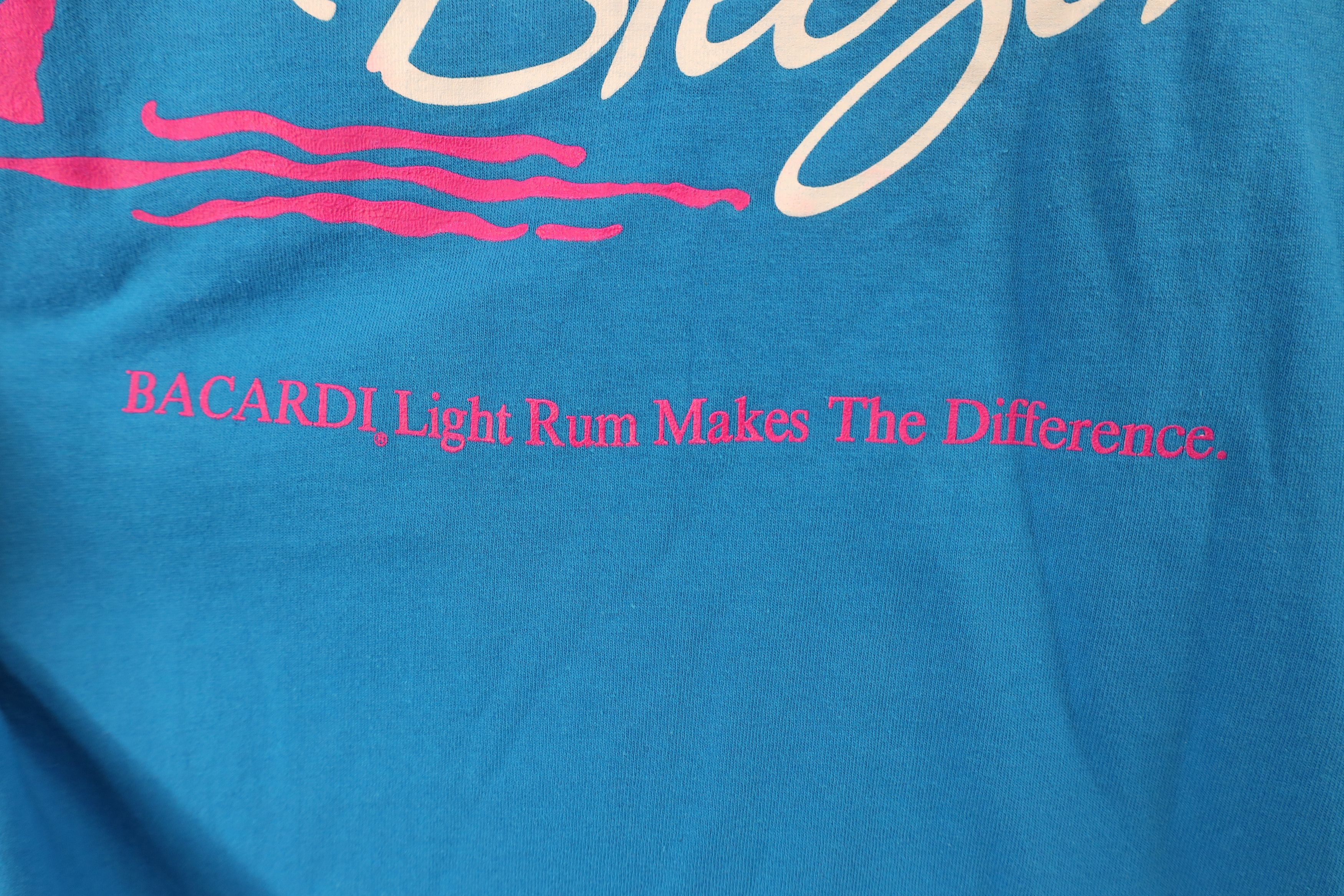 Vintage Vintage 90s Bacardi Rum Breezer Spell Out Pocket T-Shirt USA Size US XL / EU 56 / 4 - 12 Thumbnail