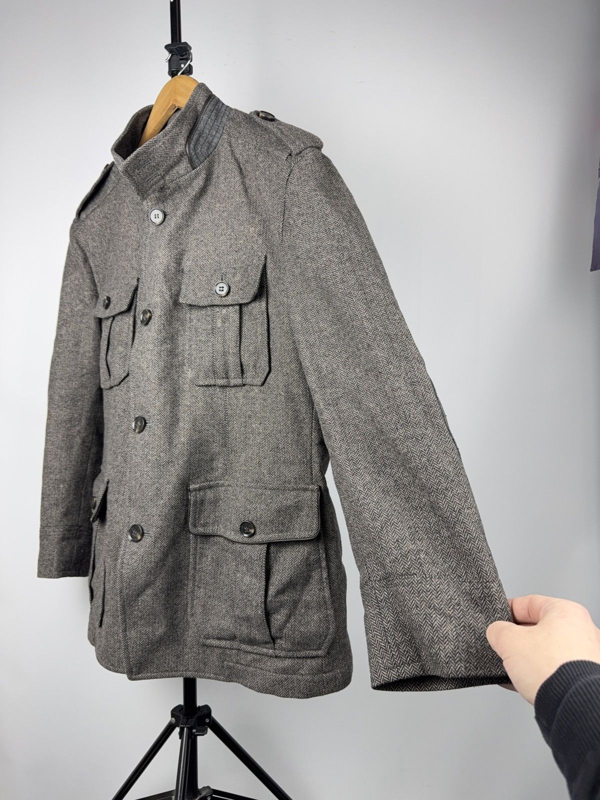 Hugo Boss Luxury 00s Hugo Boss Herringbone Field Jacket Grey Wool Size US L / EU 52-54 / 3 - 10 Thumbnail