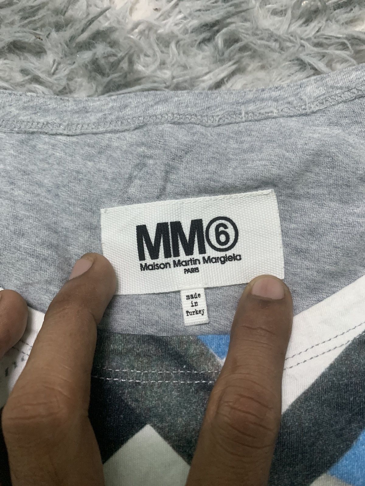 Maison Margiela SS2014 MAISON MARTIN MARGIELA SLEEVELESS SHIRT Size US S / EU 44-46 / 1 - 6 Thumbnail