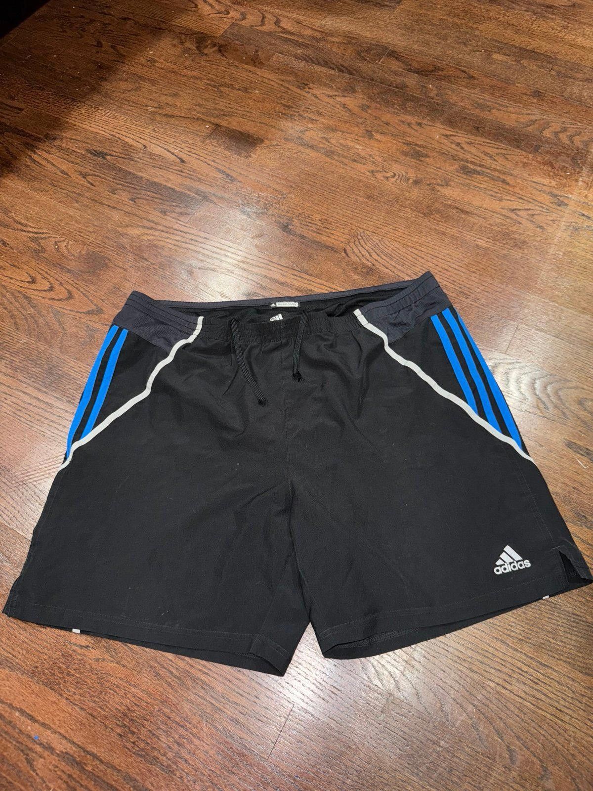 Adidas Vintage 2000’s Adidas ClimCool Blue Stripe Shorts Rare Sz L Size US 34 / EU 50 - 2 Thumbnail