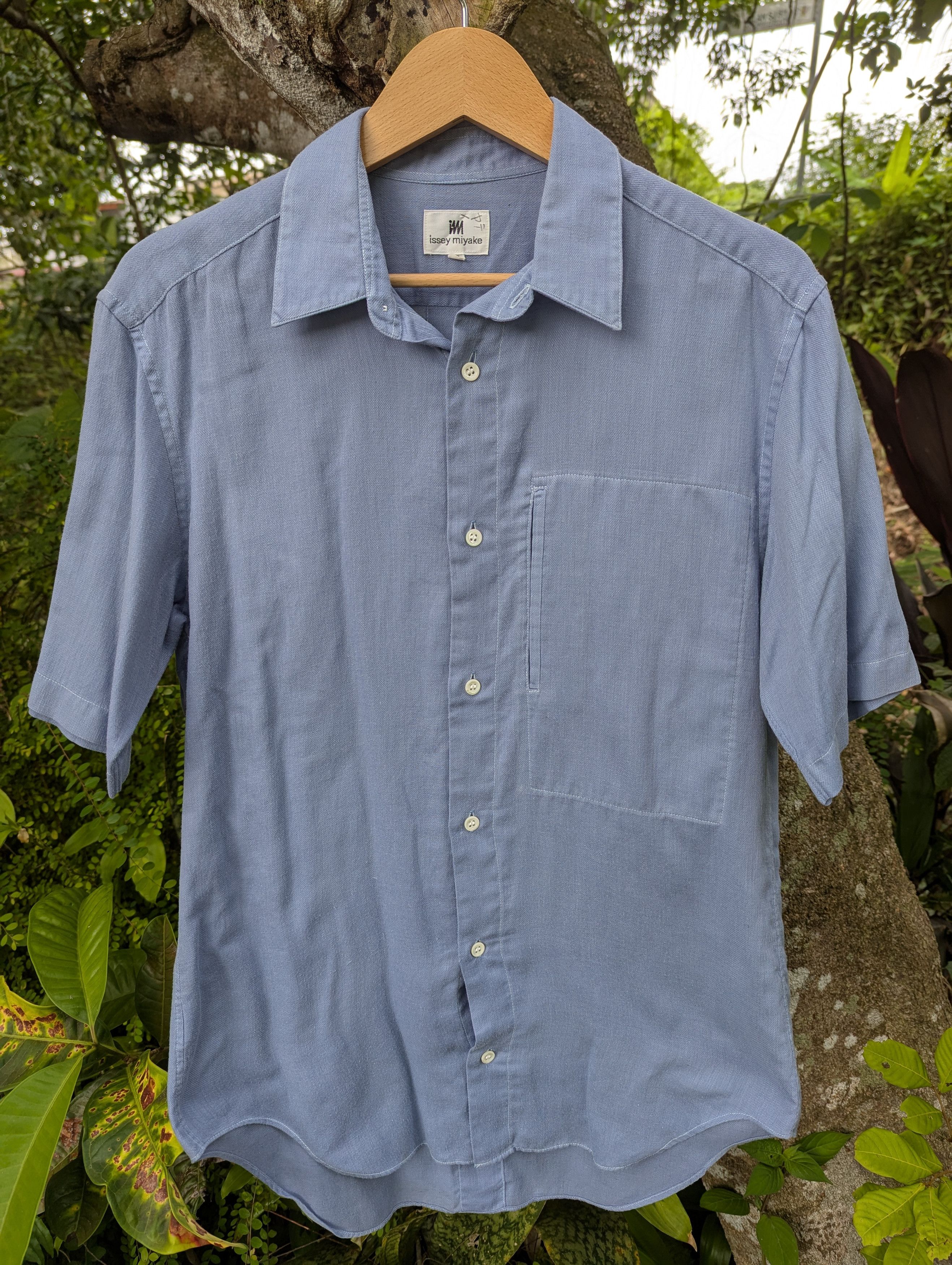 Homme Plisse Issey Miyake Vintage Issey Miyaki Hidden Pocket Shirt Size US S / EU 44-46 / 1 - 1 Thumbnail