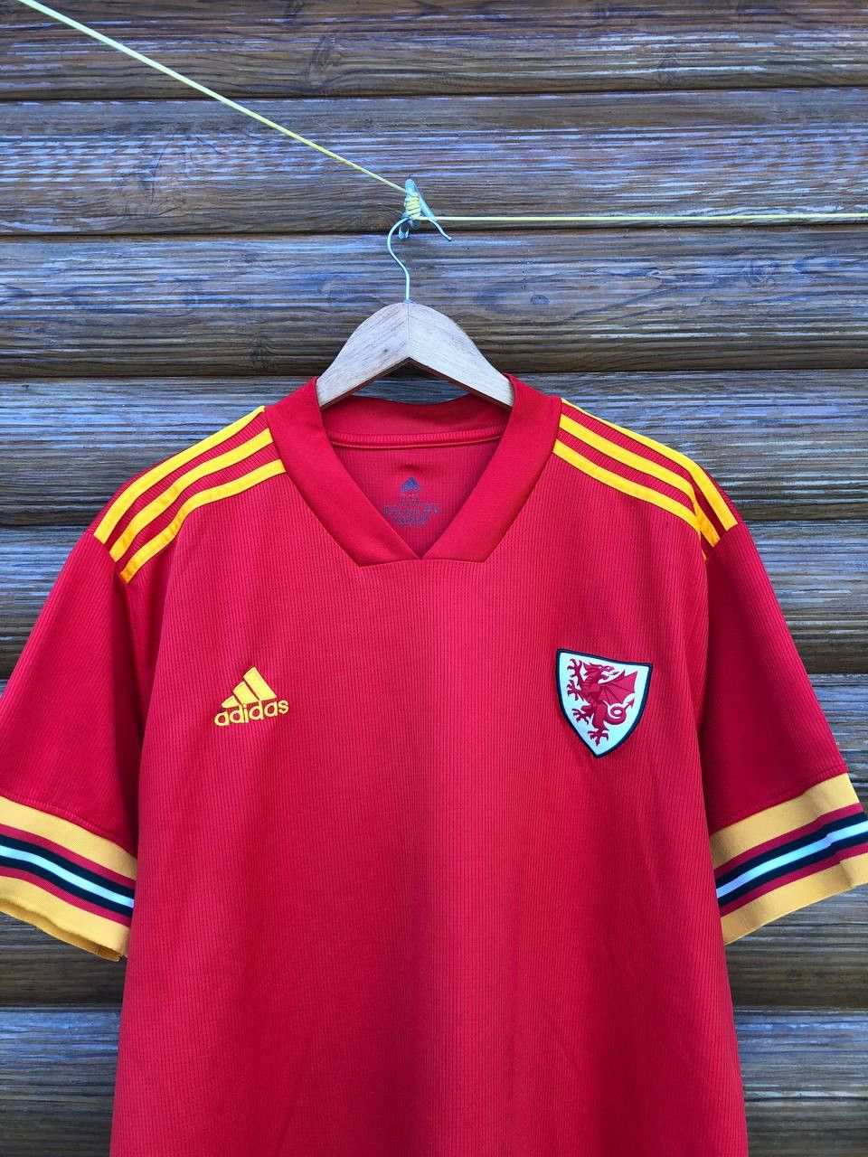 Adidas WALES Home Football Jersey Soccer Shirt ADIDAS Size US XXL / EU 58 / 5 - 2 Thumbnail