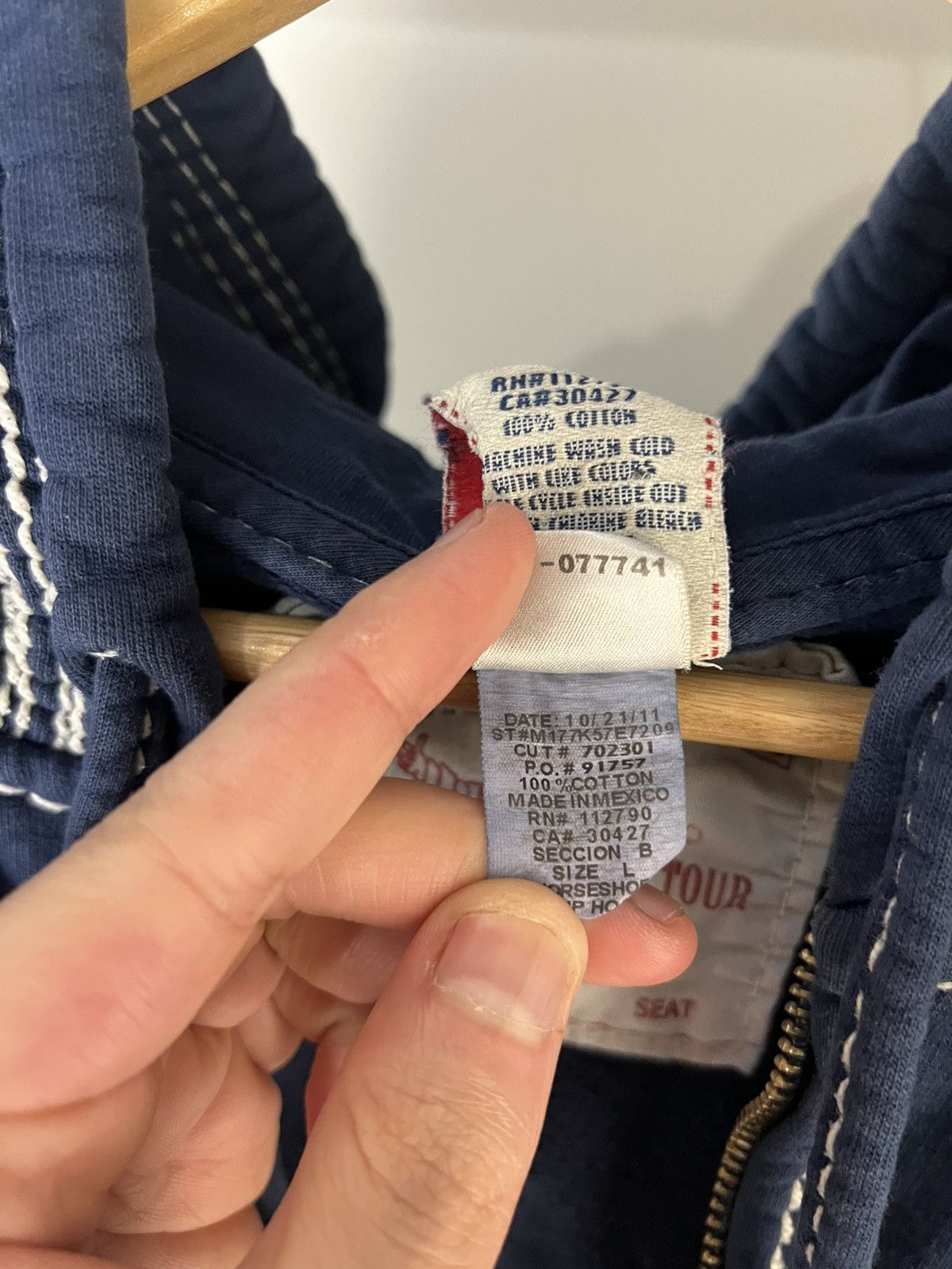 True Religion VINTAGE TRUE RELIGION ZIP HOODIE DESIGNER JAPAN STYLE Y2K Size US L / EU 52-54 / 3 - 17 Thumbnail
