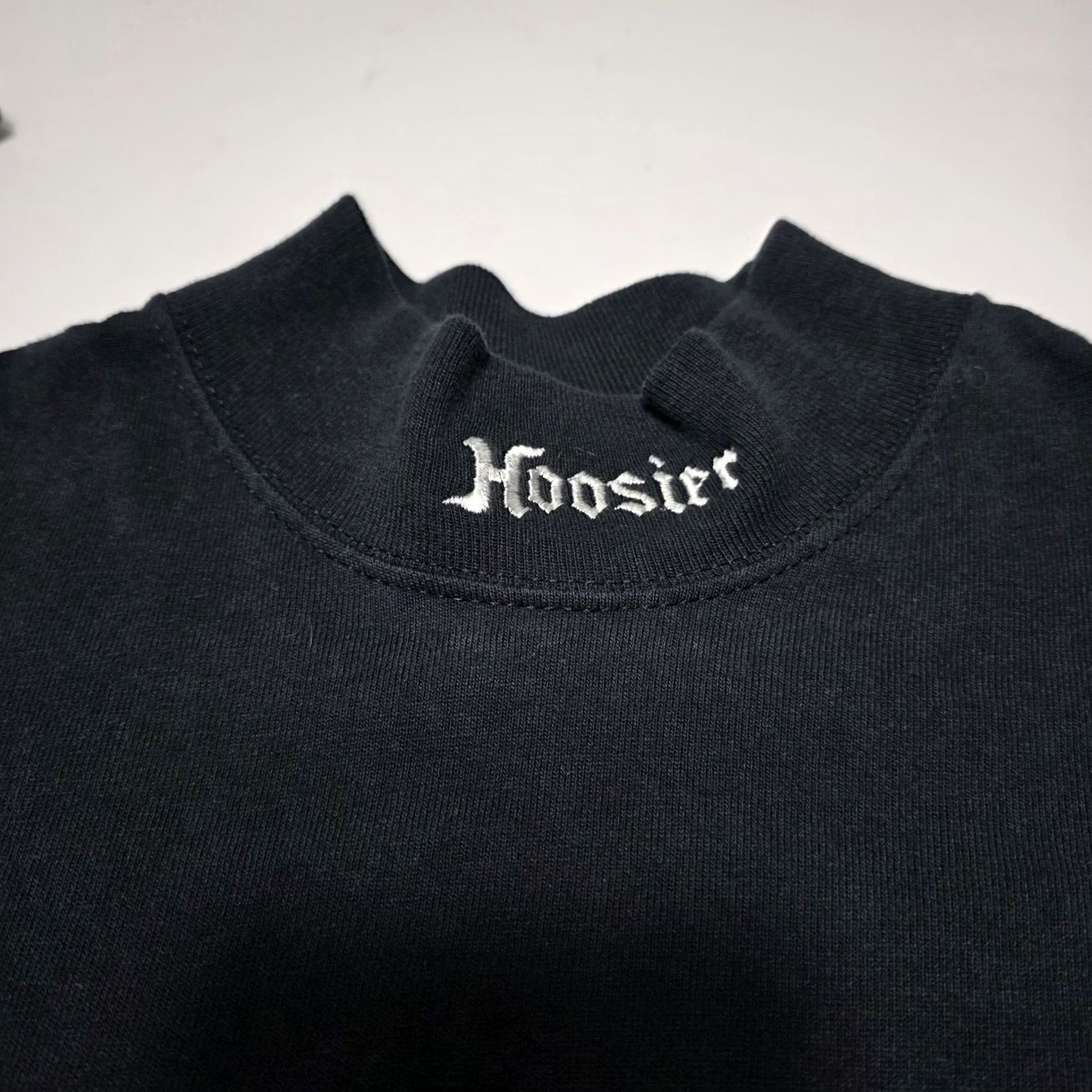 Anvil VINTAGE Hoosier Racing Tires Embroidered Mock Neck Long Sleeve T-Shirt Small Black 90s Mens Size US S / EU 44-46 / 1 - 2 Thumbnail