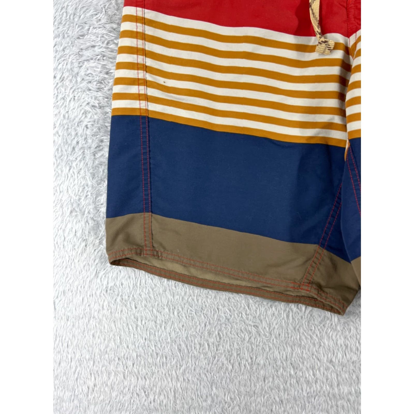 Patagonia Patagonia Board Shorts Mens 31 Blue Red Beige Wavefarer 21" Beach Swim Trunks Pockets | Men's Bottoms Surfing Recreational - Blue Size US 31 - 3 Thumbnail