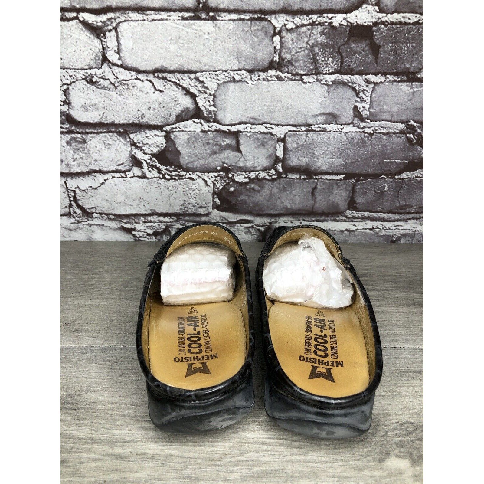 Mephisto Mephisto Black Patent Leather Crocometal Croc Print Mules Sh Size US 8 / IT 38 - 3 Thumbnail