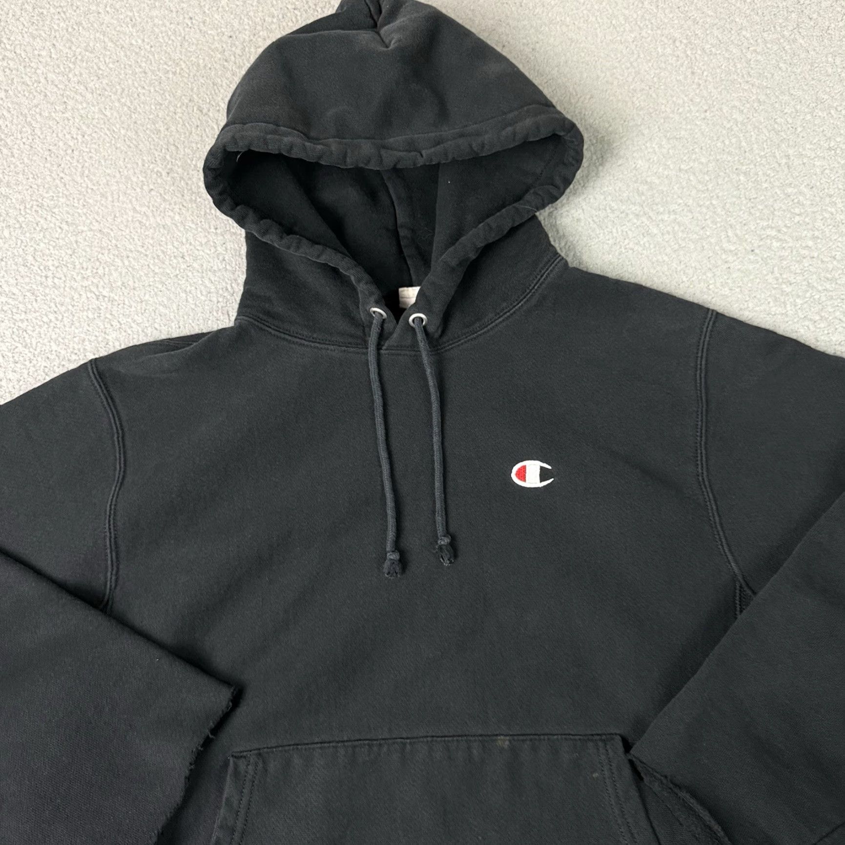Champion VINTAGE Champion Hoodie Mens M Black Drawstring Pullover 90s Reversible Distressed Size US M / EU 48-50 / 2 - 2 Thumbnail