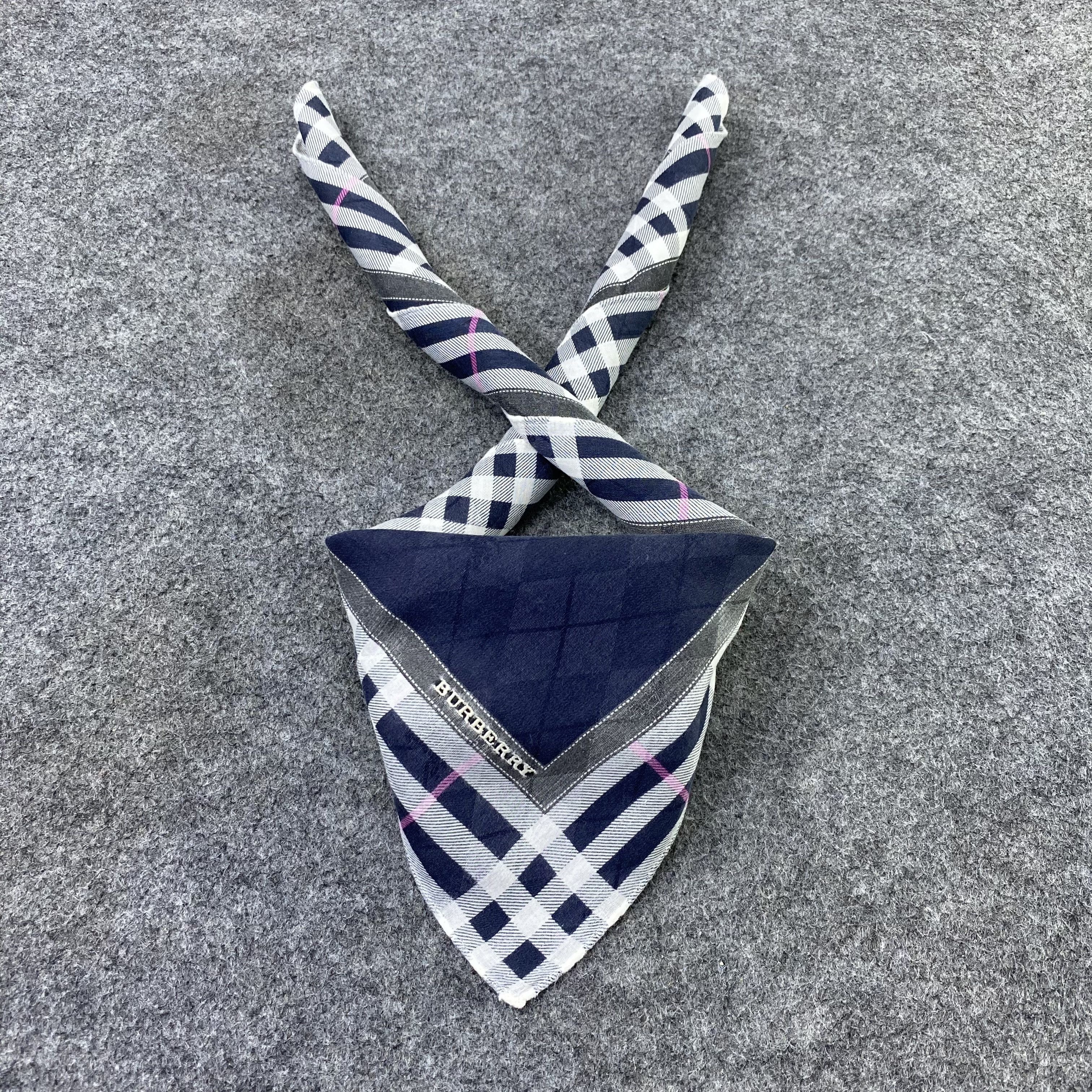 Burberry Burberry Handkerchief Neckerchief Bandana-B1749 Size ONE SIZE - 2 Thumbnail