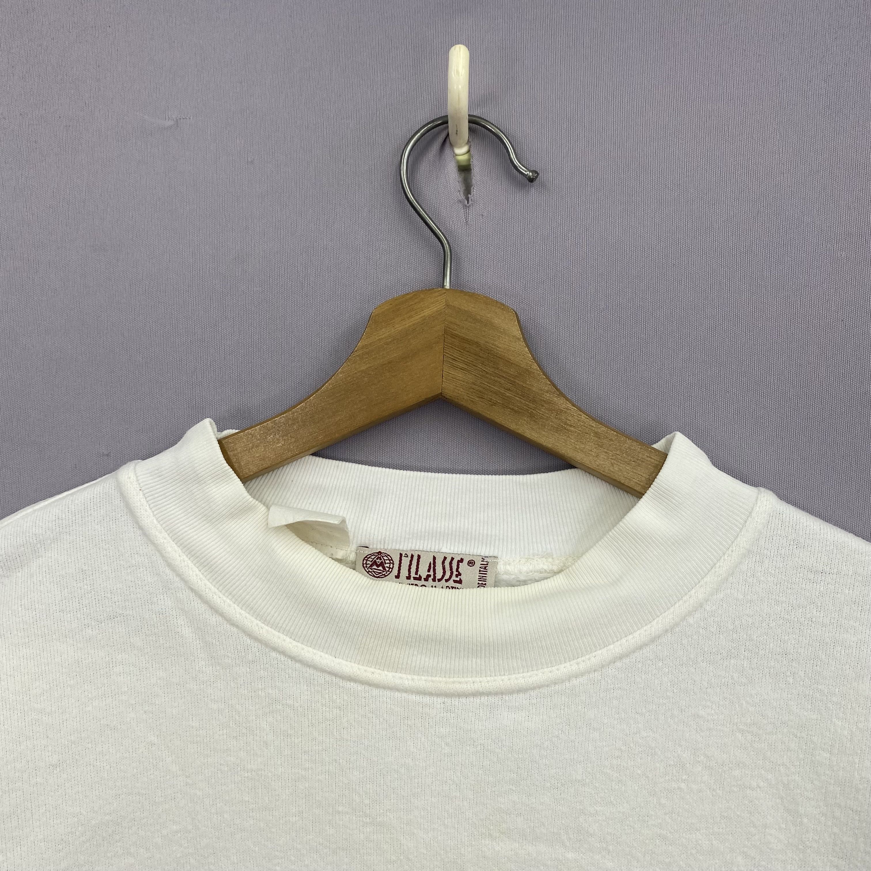 Alviero Martini Vintage Alviero Martini Sweater 90s Jumper Style Sweatshirt Size US L / EU 52-54 / 3 - 2 Thumbnail