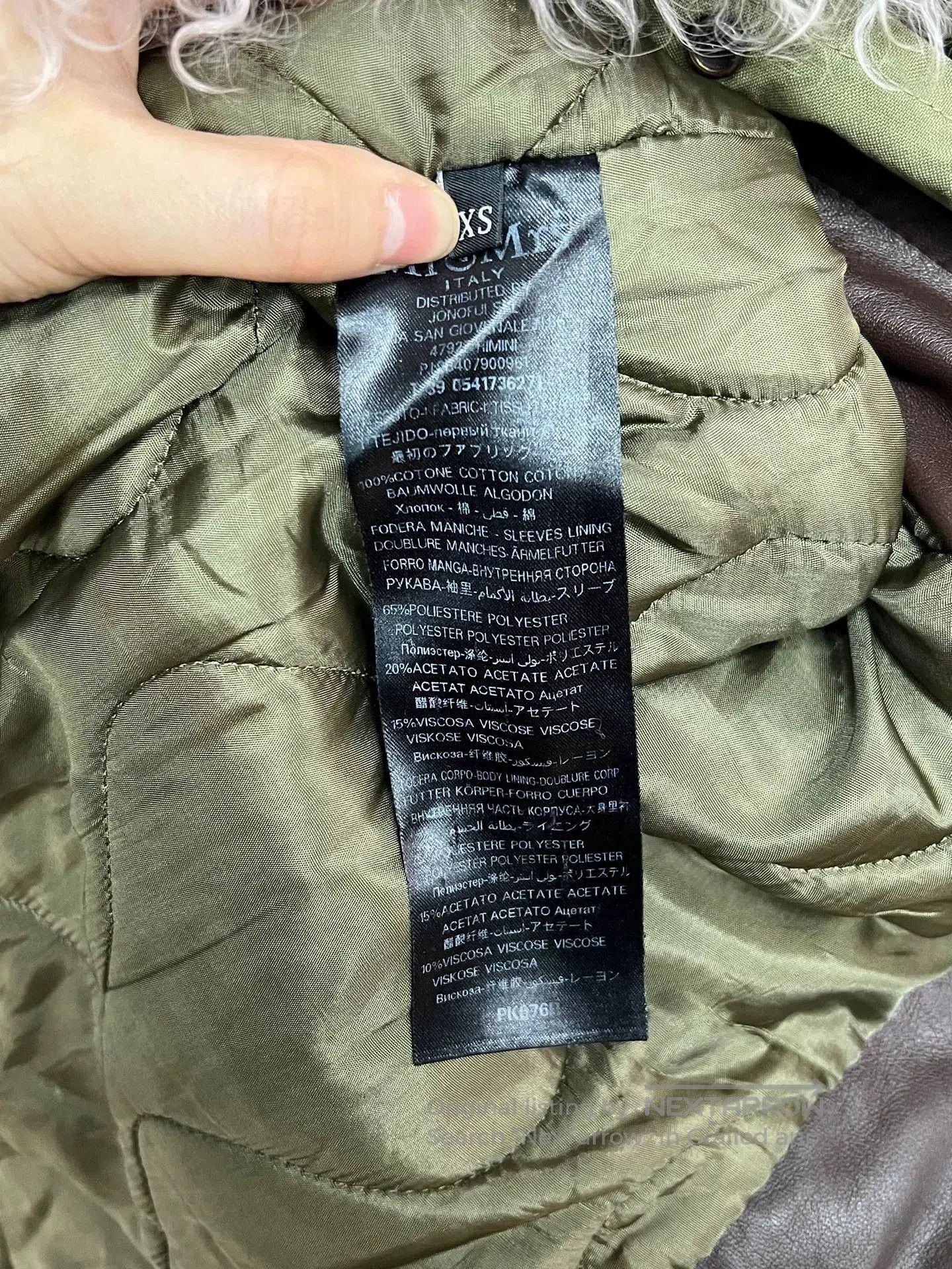 Moncler green parka coat with fur collar. Size XS / US 0-2 / IT 36-38 - 4 Thumbnail