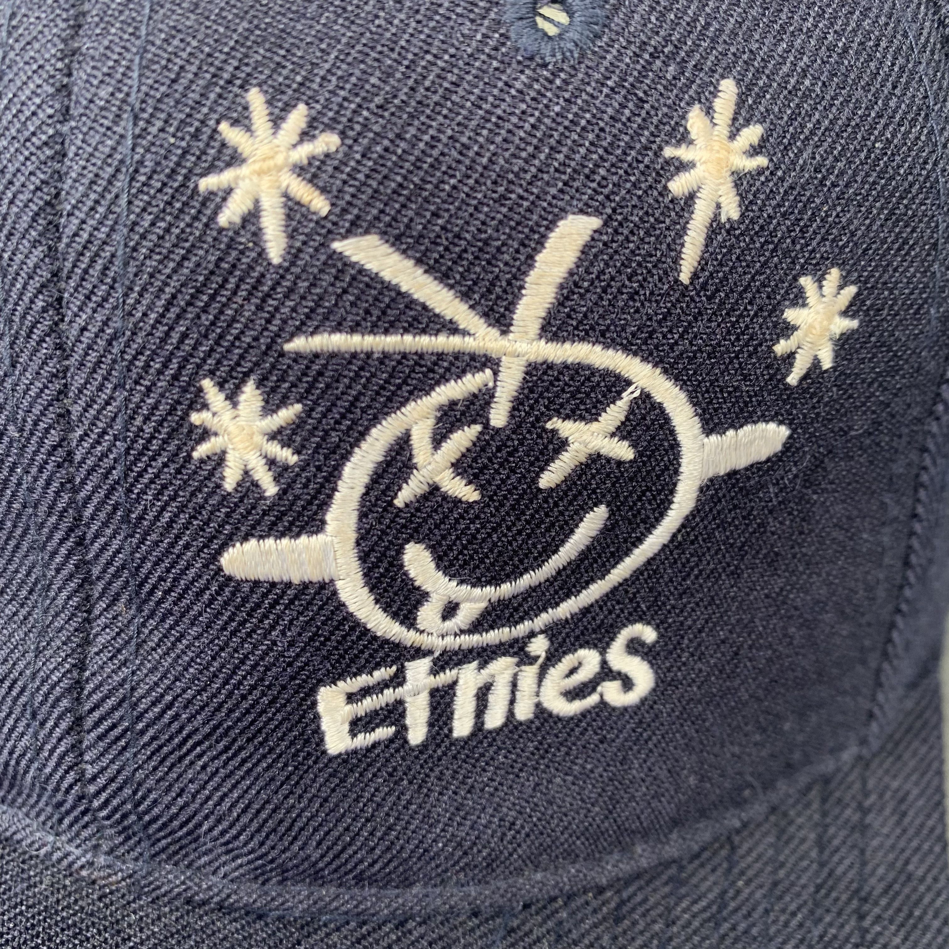 Etnies [SOLD] Vintage 90s Etnies Skateboard Size ONE SIZE - 3 Thumbnail