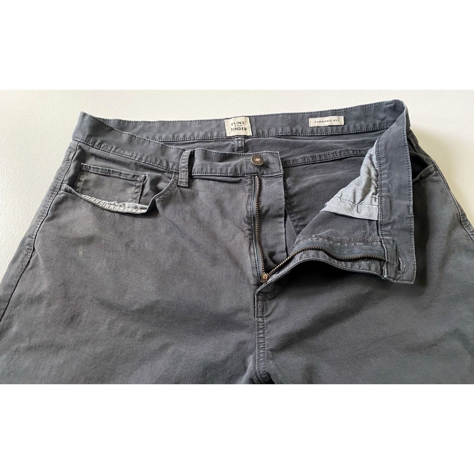 Flint And Tinder Flint and Tinder Pants Mens Chino Straight 5-Pocket Gray 36x32 Adult Regular Size 36x32 Mens Size US 36 / EU 52 - 5 Thumbnail