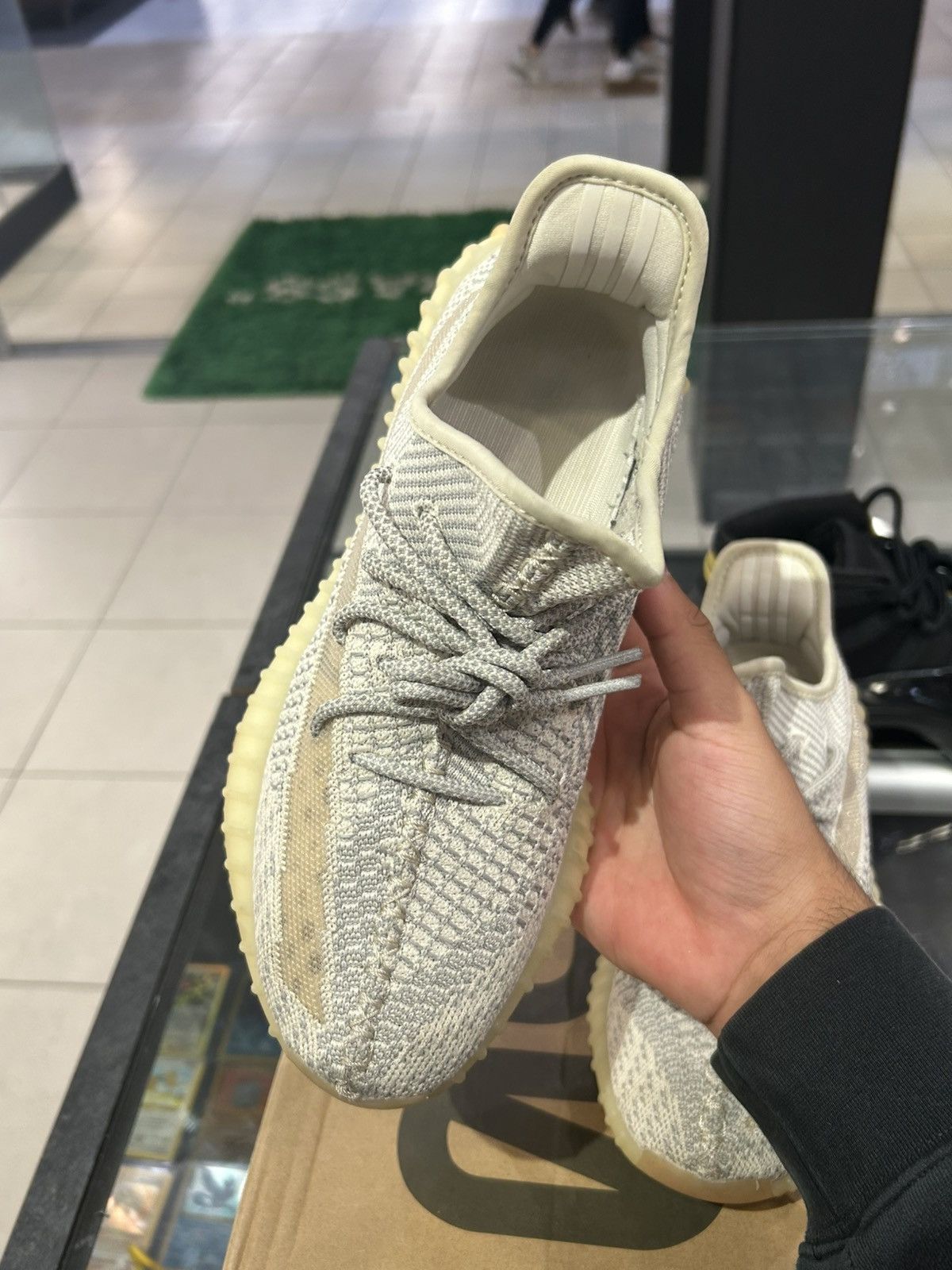 Yeezy Yeezy 350 lundmark Size US 8 / EU 41 - 7 Thumbnail