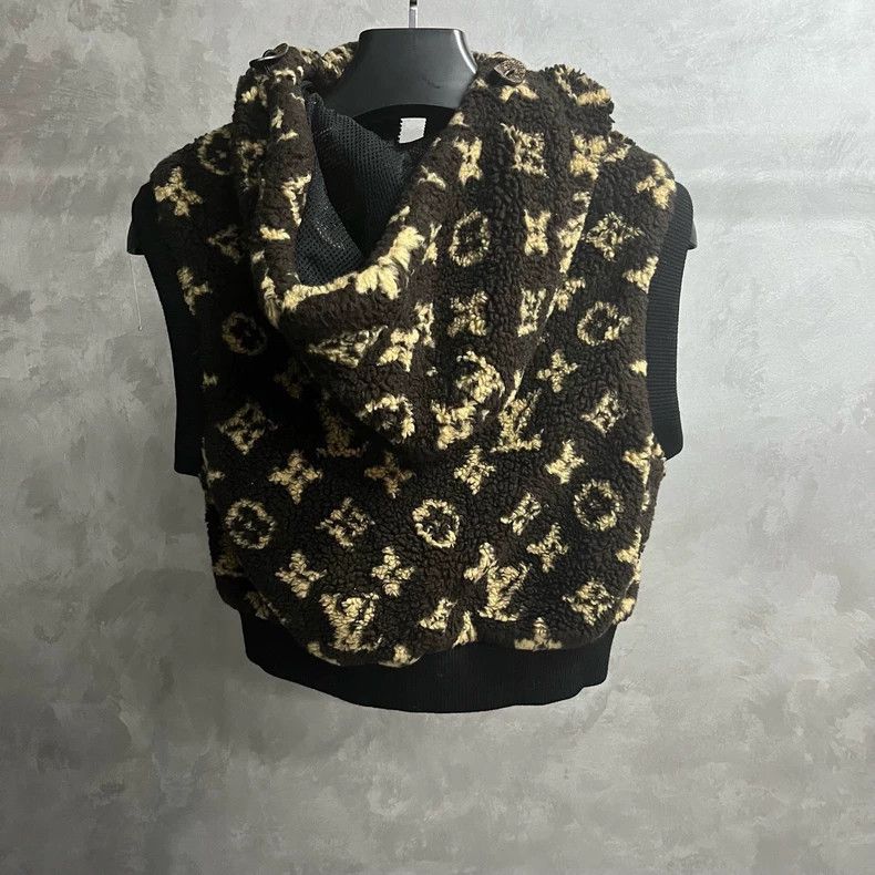 Louis Vuitton Louis Vuitton Brown graphic print zip-up hooded sleeveless Size XS / US 0-2 / IT 36-38 - 5 Thumbnail
