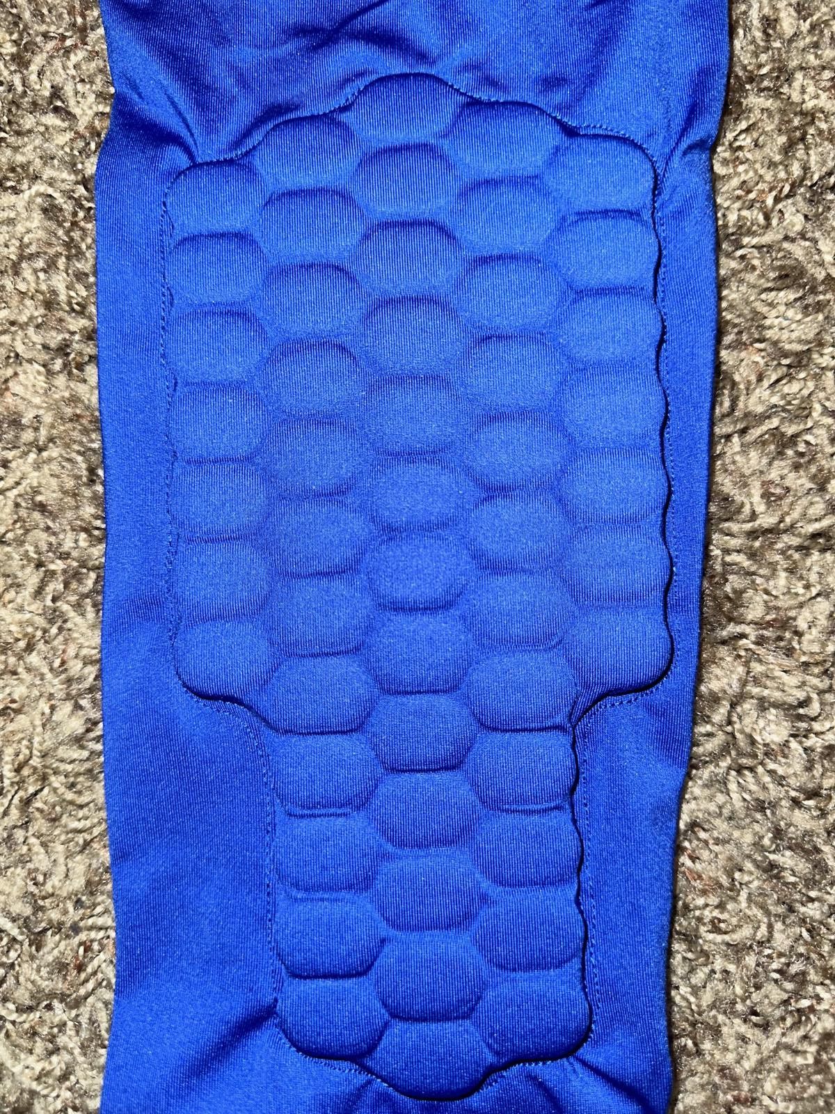 Nike ONE Nike Pro Combat Dri-Fit Compression Basketball Knee Pad Sleeve SINGLE Size ONE SIZE - 4 Thumbnail