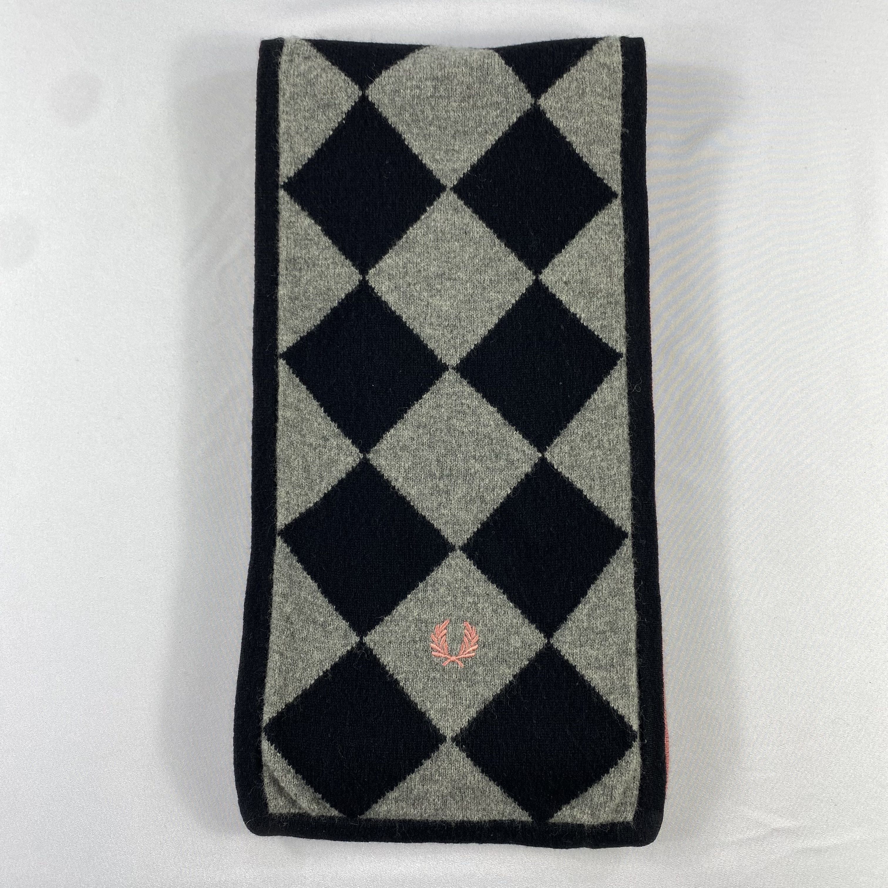Fred Perry Fred Perry Scarf Neck Wrap Wool Muffler Size ONE SIZE - 2 Thumbnail