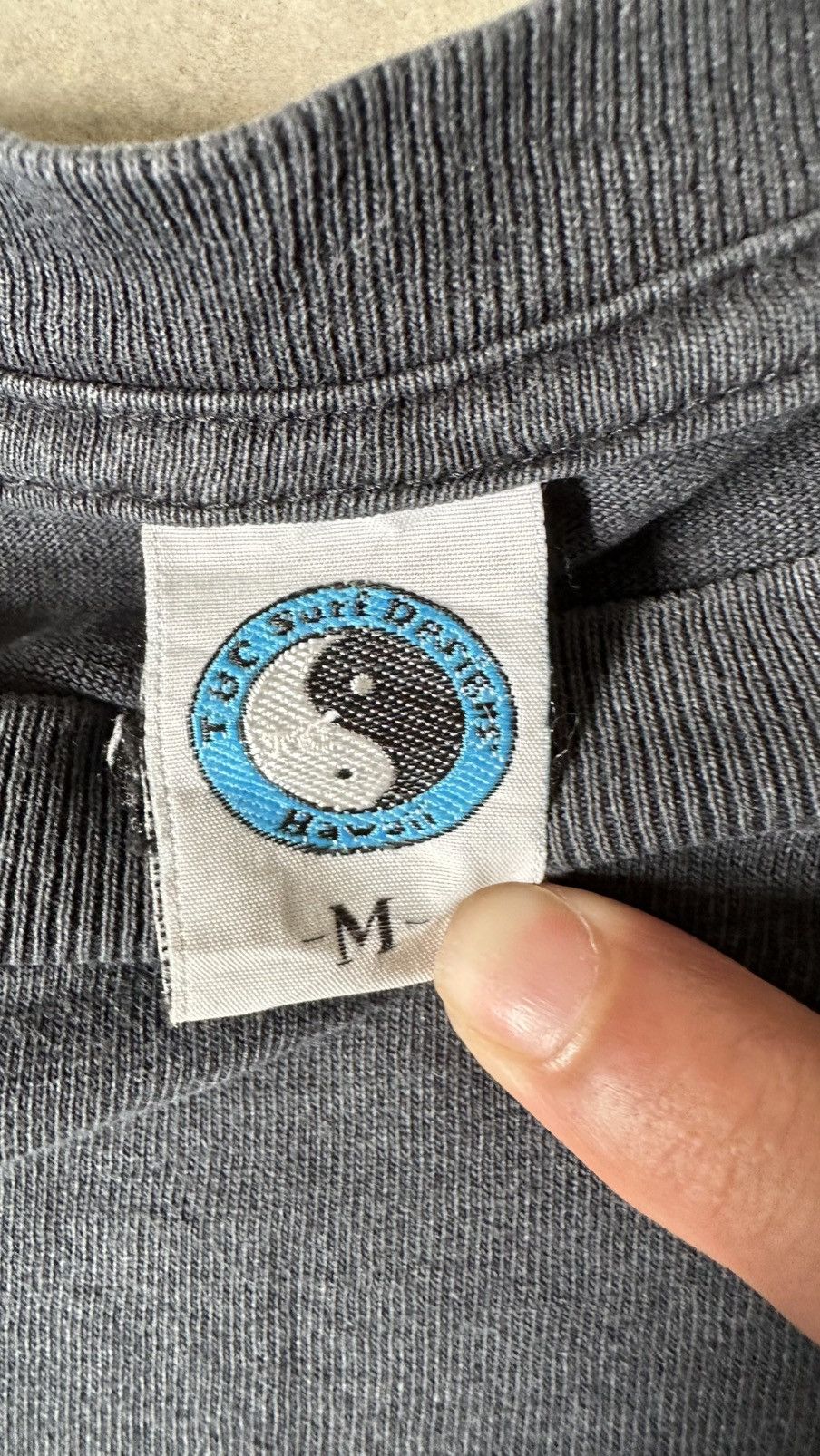 Vintage VINTAGE T&C SURF DESIGN DRAGON PRINT DISTRESSED TEE Size US M / EU 48-50 / 2 - 7 Thumbnail