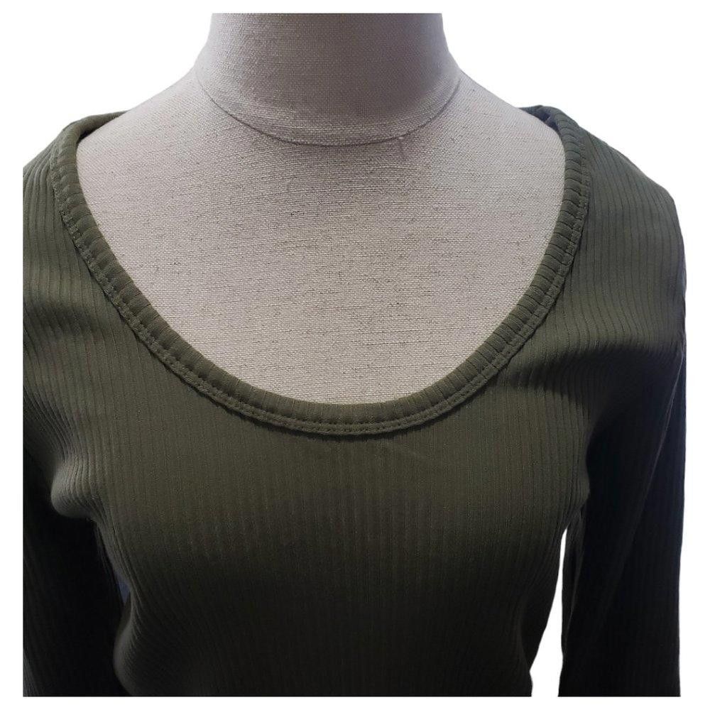 Designer CT896 Culture Code Ribbed Long Sleeve Fitted Blouse L & XL Size L / US 10 / IT 46 - 2 Thumbnail