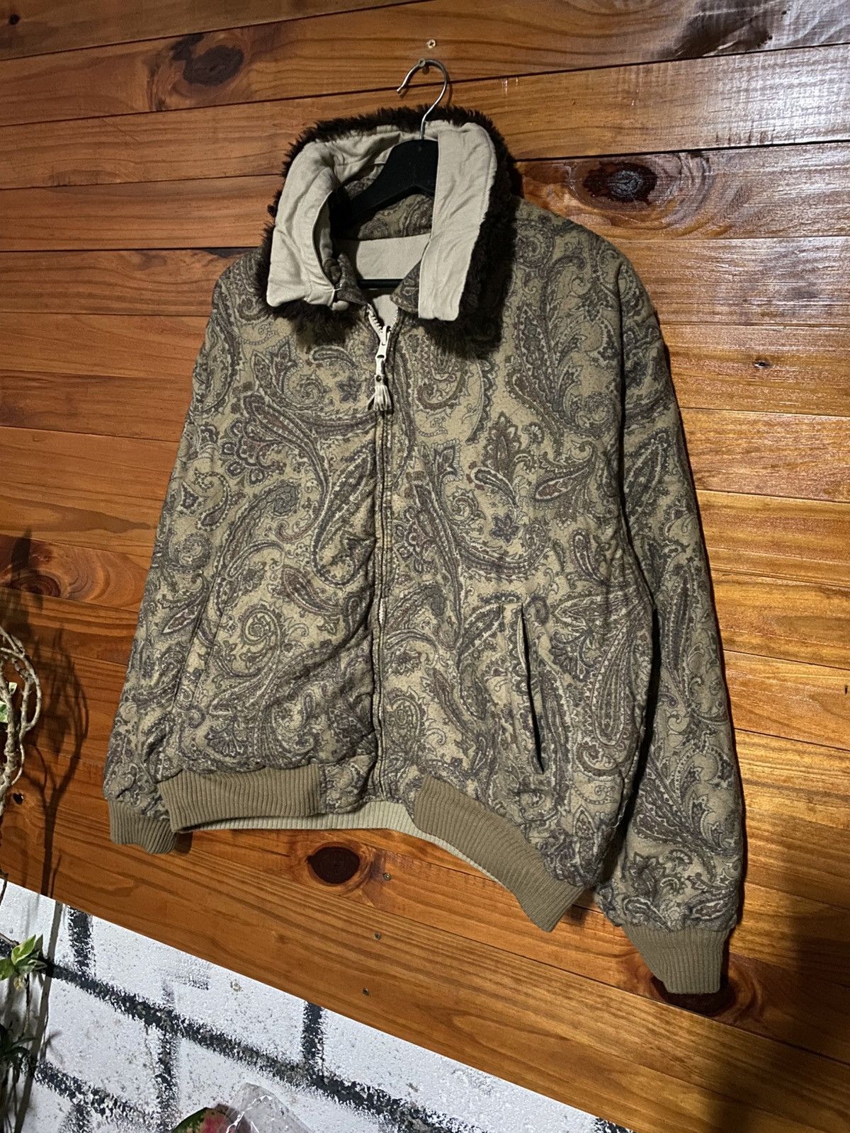 Vintage Vintage 1990s Paisley Print Fur Collar Zip Jacket – Retro Size US L / EU 52-54 / 3 - 4 Thumbnail