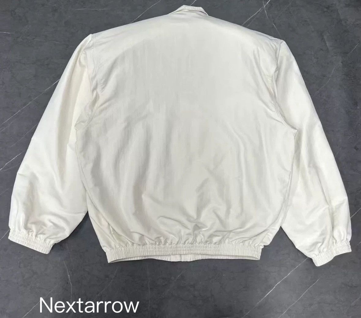 Balenciaga Balenciaga 22fw white padded shoulder nylon sports jacket Size US M / EU 48-50 / 2 - 2 Thumbnail
