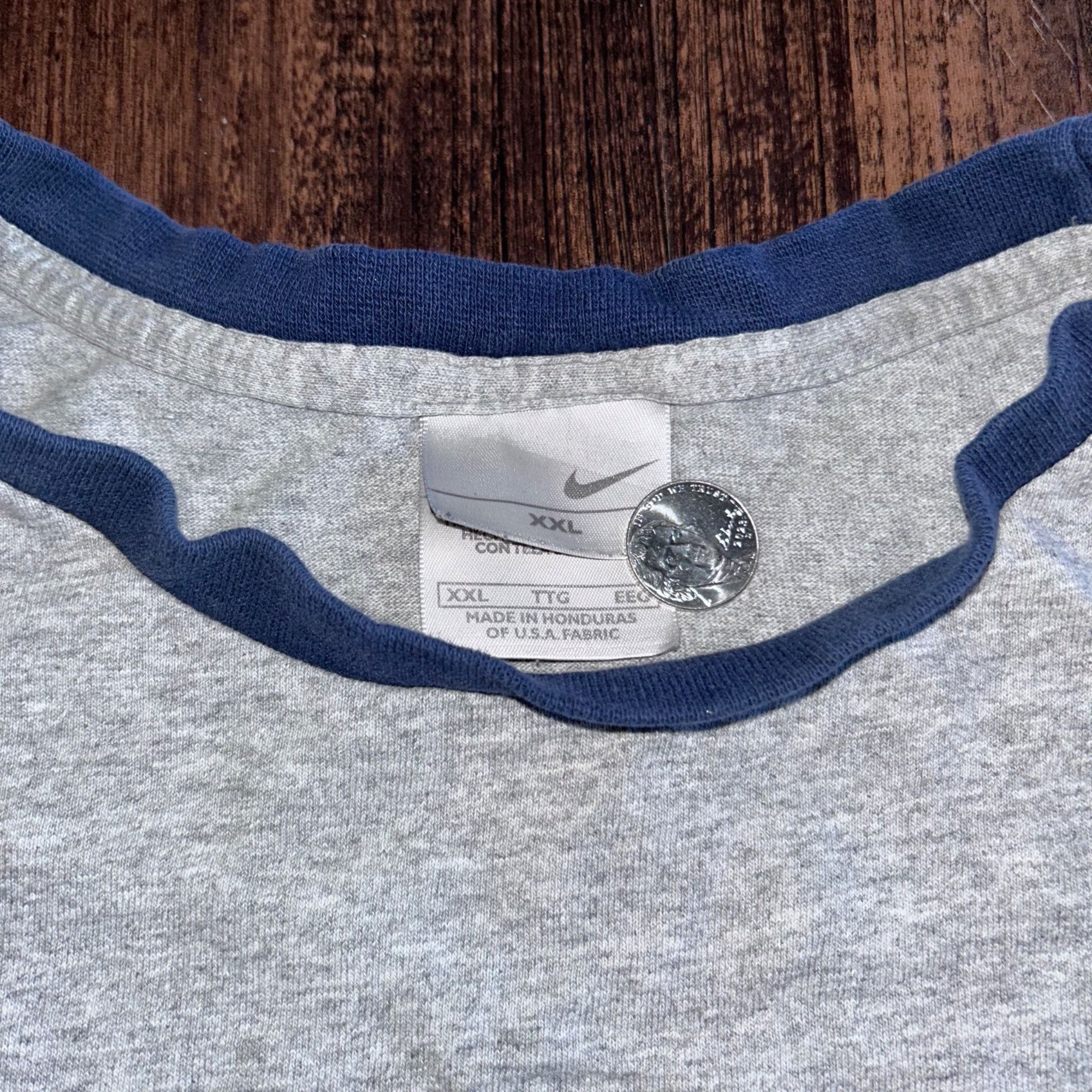 Nike Vintage/Y2K Gray Nike Shirt Size US XXL / EU 58 / 5 - 3 Thumbnail