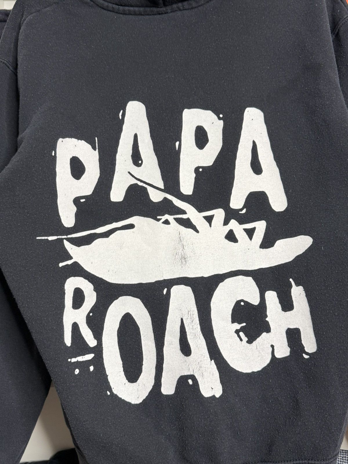 Fruit Of The Loom Vintage Papa Roach Hoodie size M Size US M / EU 48-50 / 2 - 5 Thumbnail