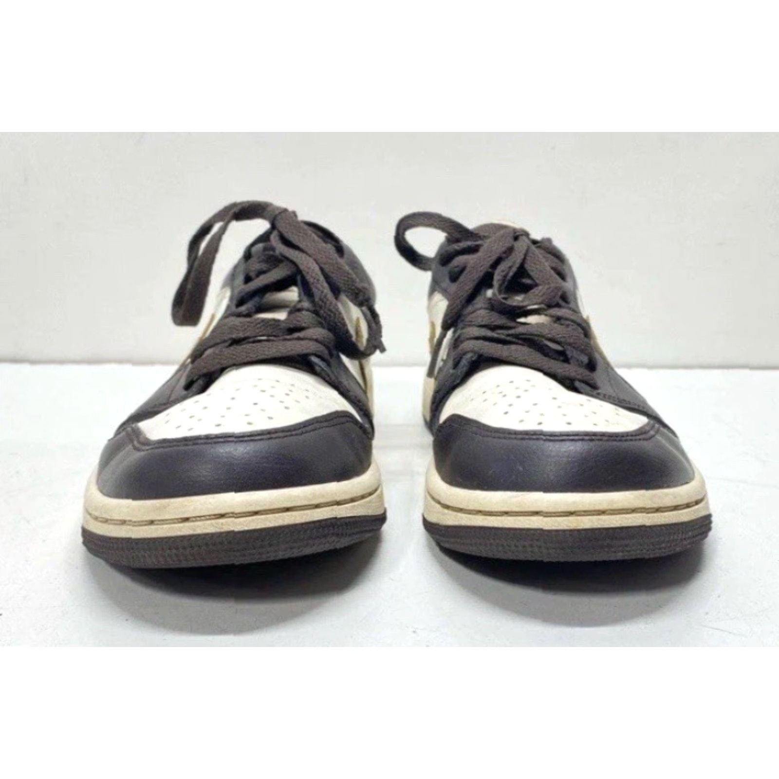 Jordan Brand Women's Nike Air Jordan 1 Low Shadow Brown Everyday Sneakers DC0774-200 Size 7.5 Size US 8 / IT 38 - 2 Thumbnail
